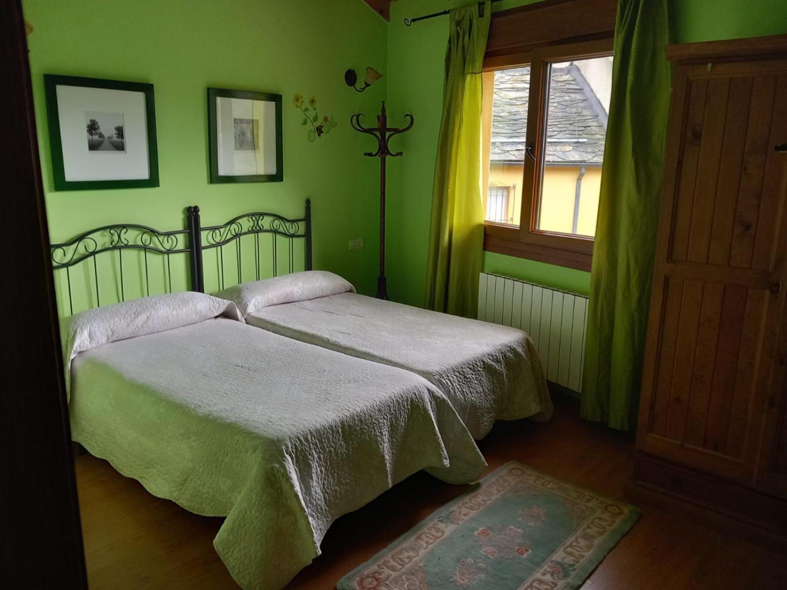 Double Room Mountain View