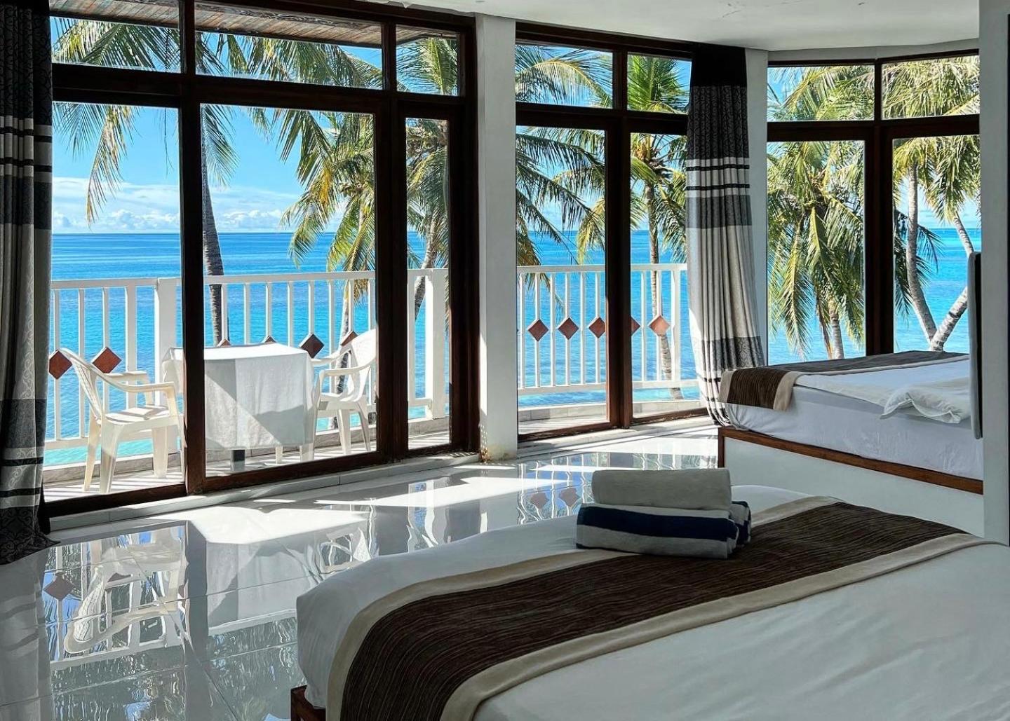 Family Room with Sea View