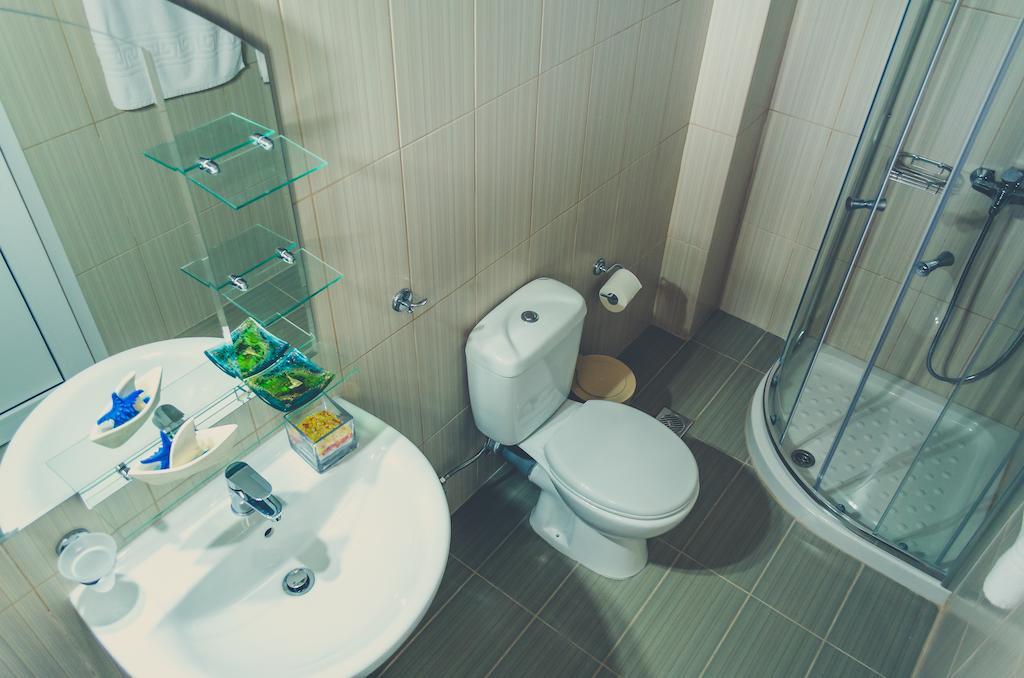 Double Room,233775511:JPEG