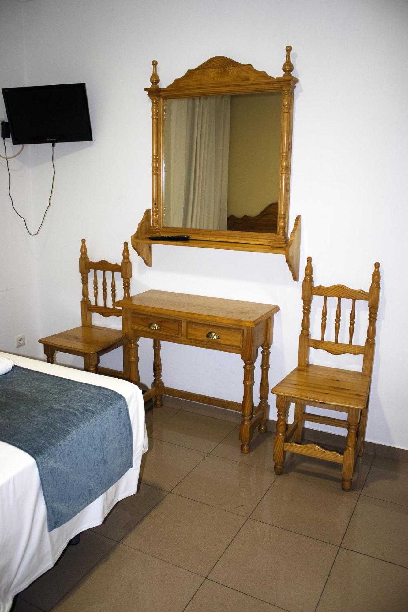 Single Room,1214725228:JPEG