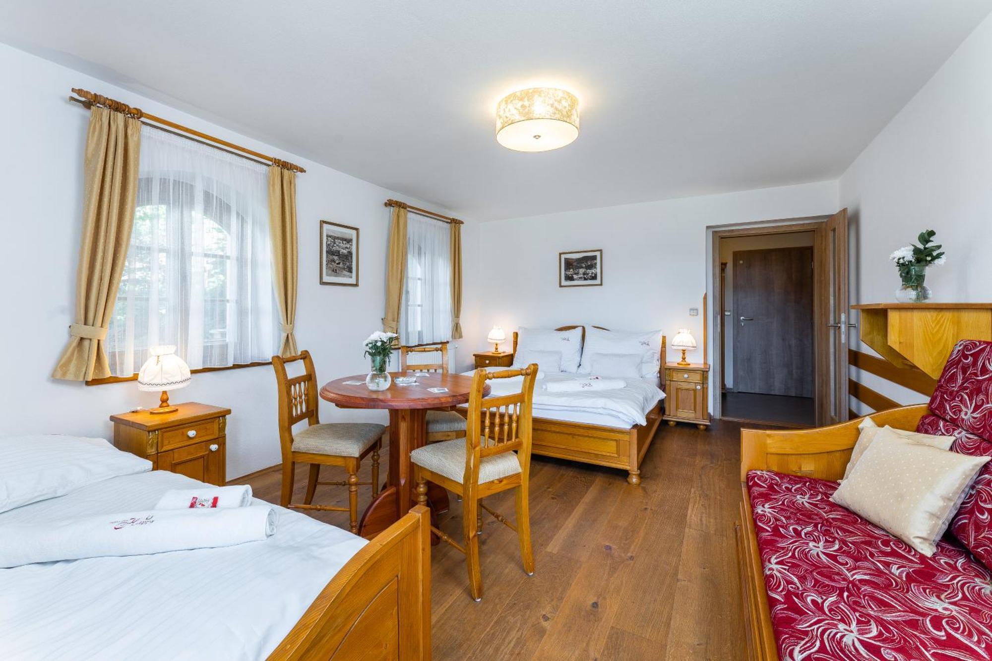 Deluxe Doppel-/Zweibettzimmer mit Bergblick