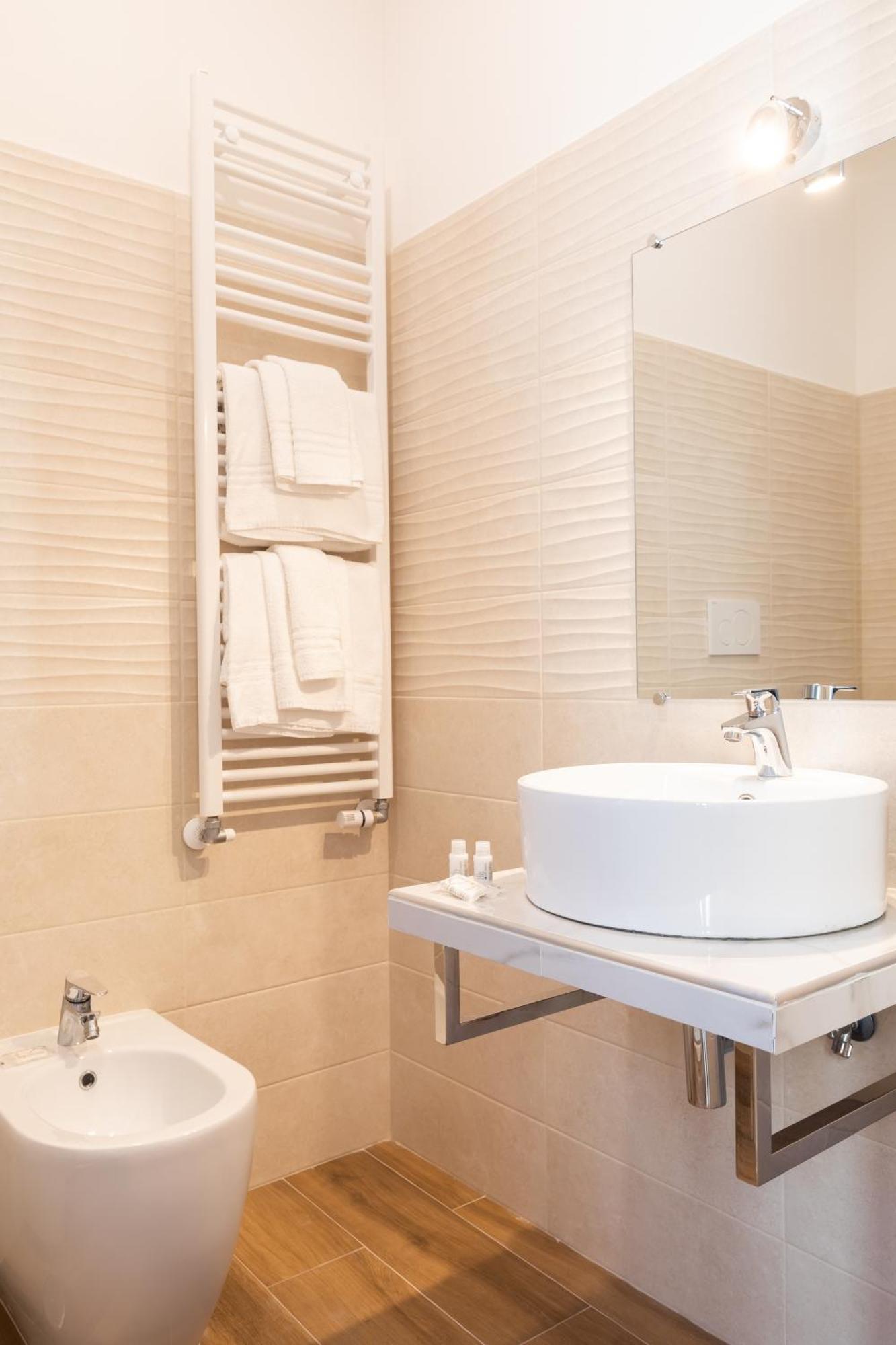 Large Double Room