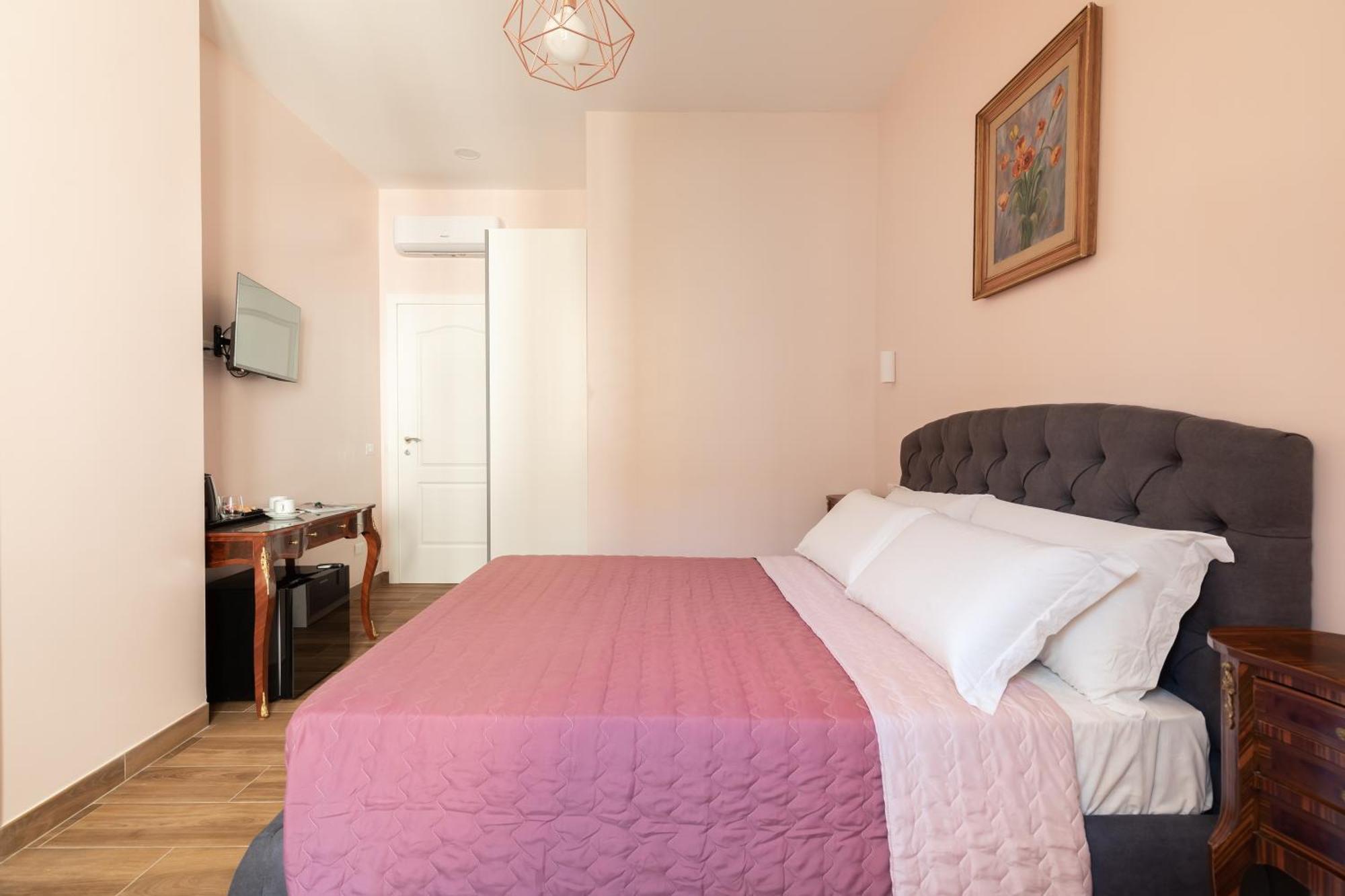 Large Double Room