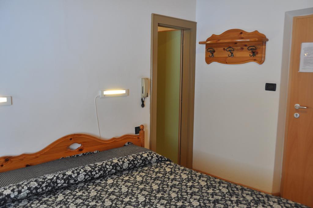 Double Room,154612844:JPEG