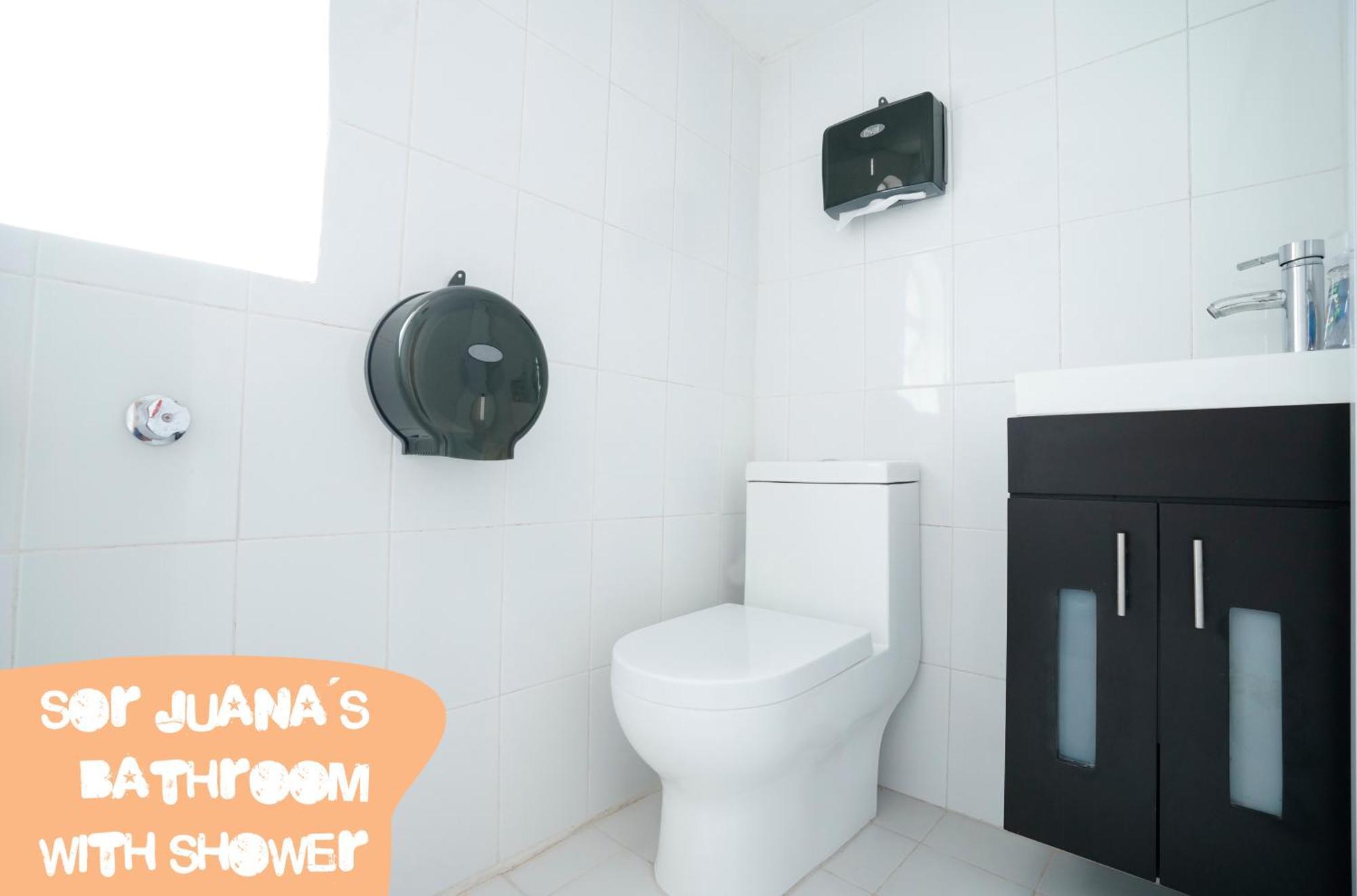 Double Room with Private Bathroom,1548858202:JPEG