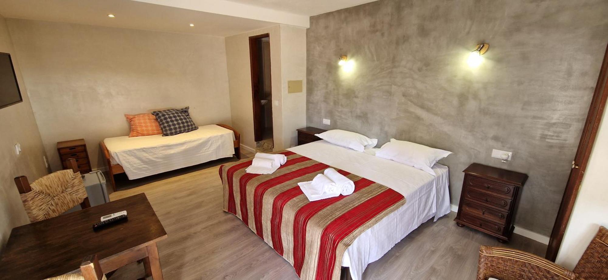 Habitación Triple Económica
