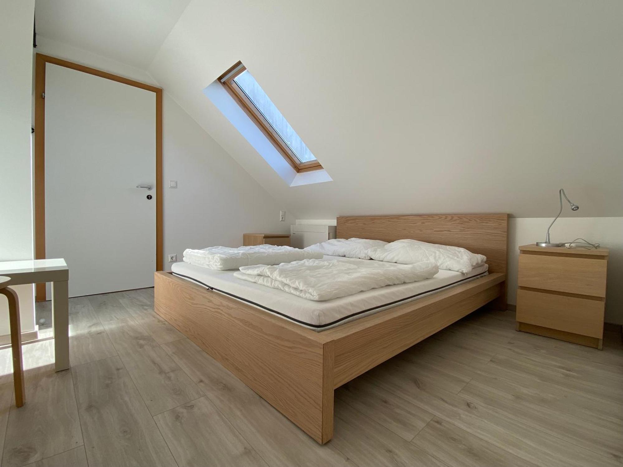Tweepersoonskamer met 2 Aparte Bedden