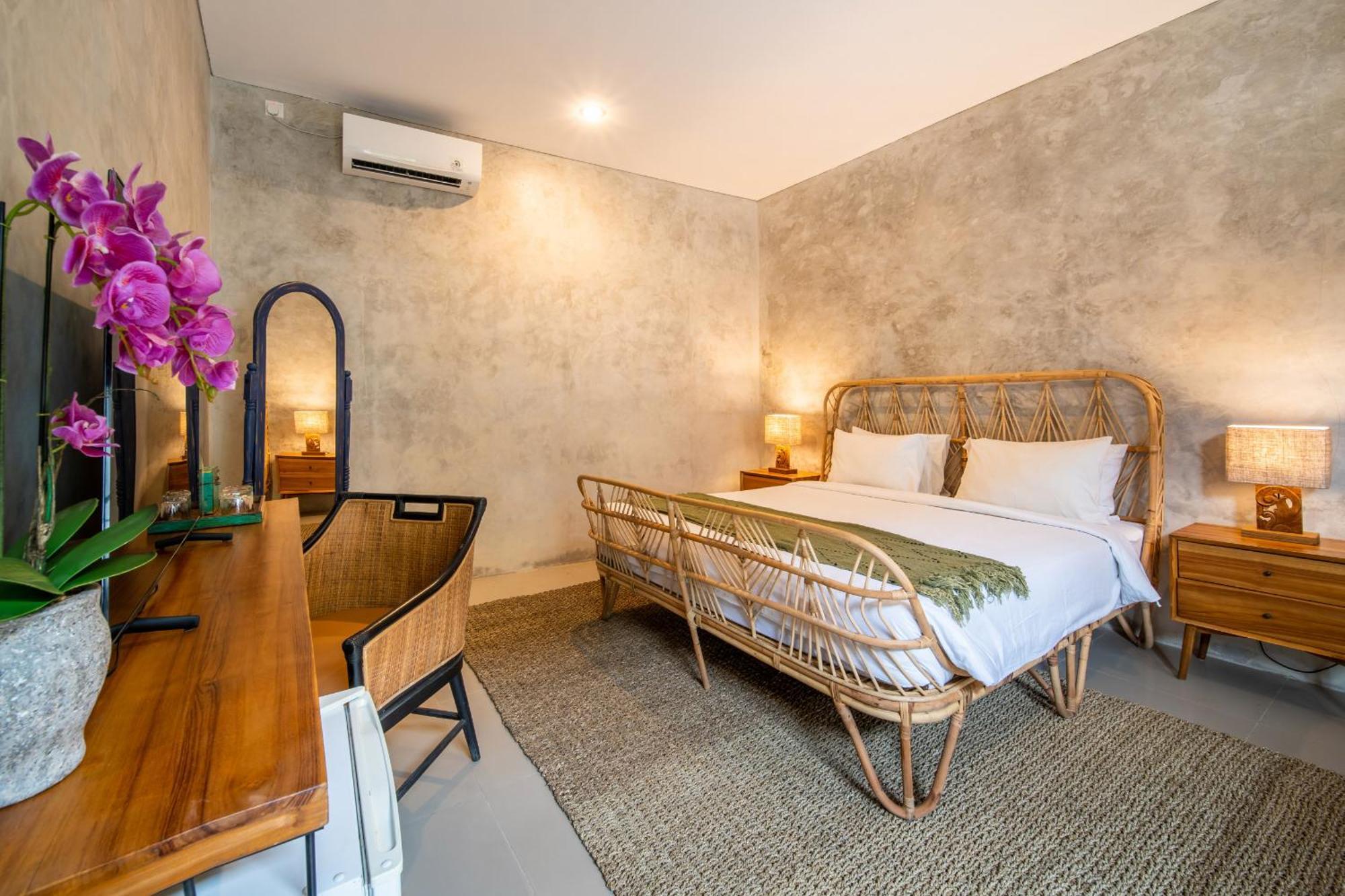 Standard King Room