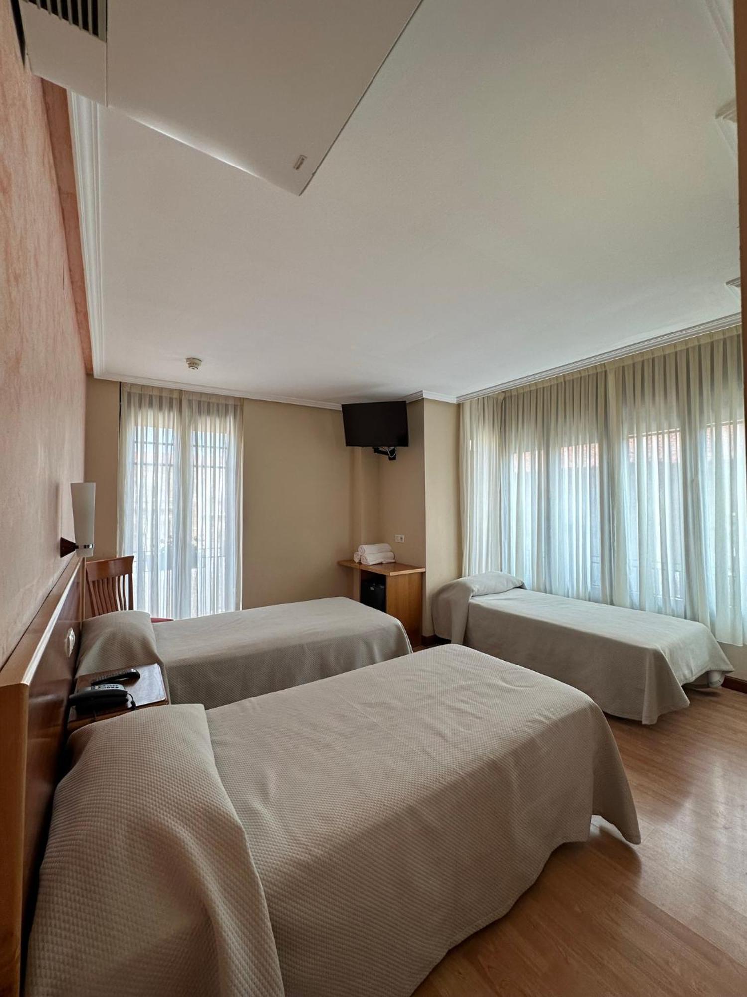 Double Room Extra Bed,1554596716:JPEG