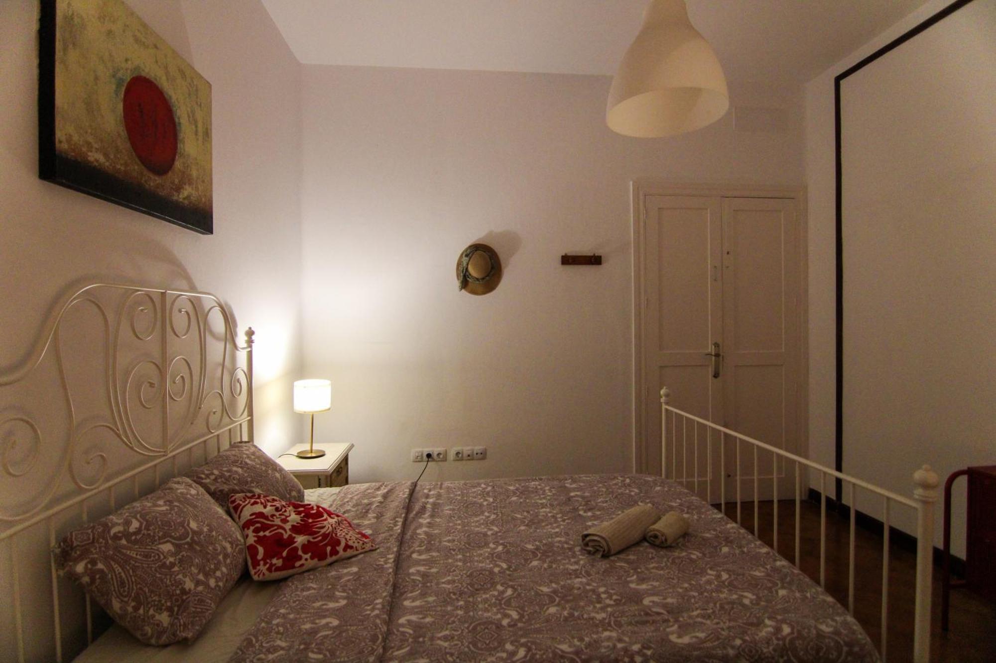 Deluxe Room (2 Adults + 1 Child)