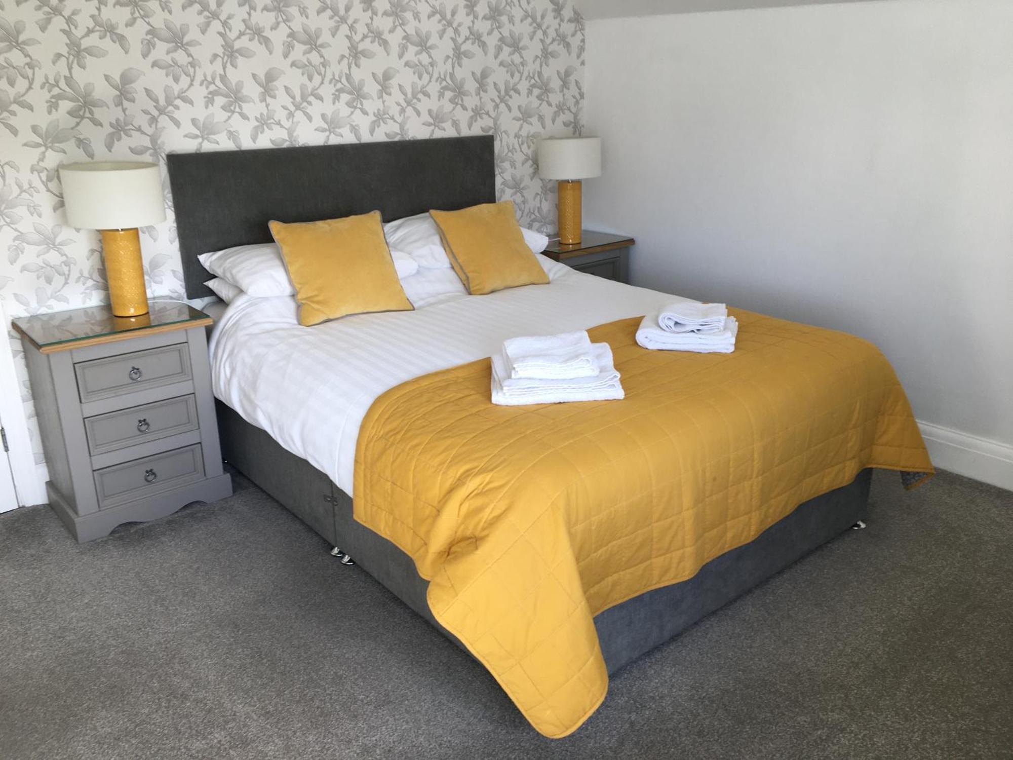 Deluxe King Room,1559692093:JPEG