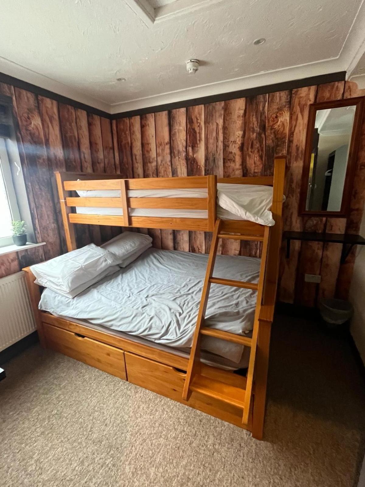 The Gateway Forest Suite