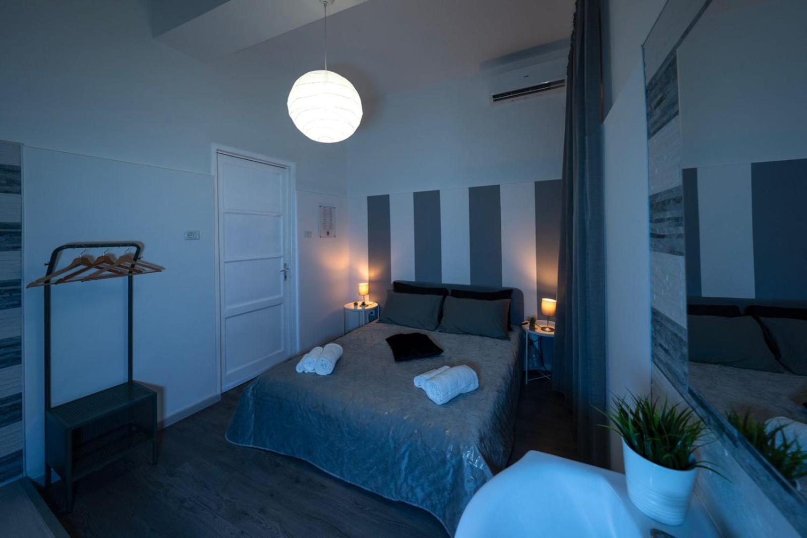 Double Room Private Bathroom