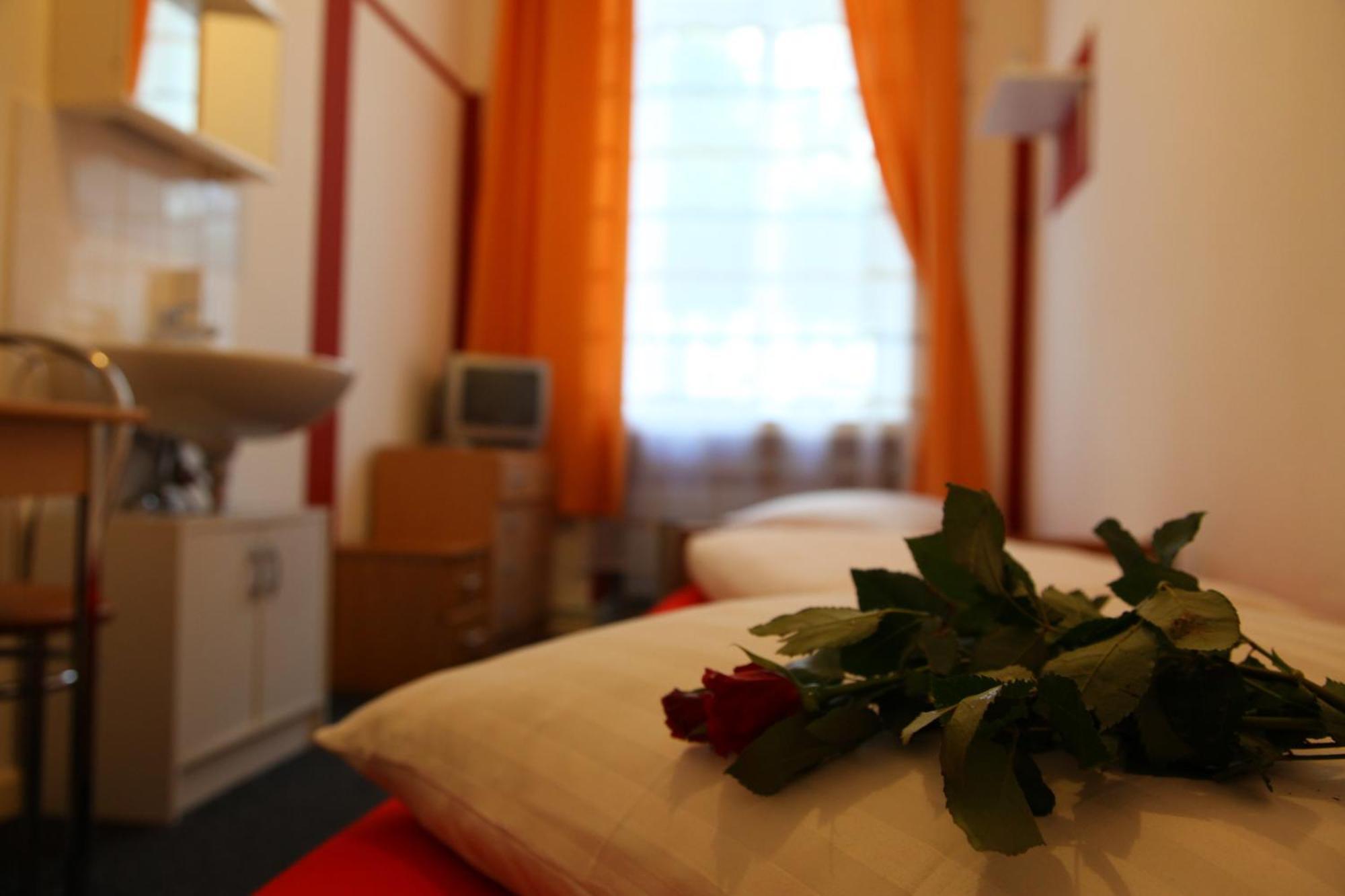 Zweibettzimmer mit Gemeinschaftsbad