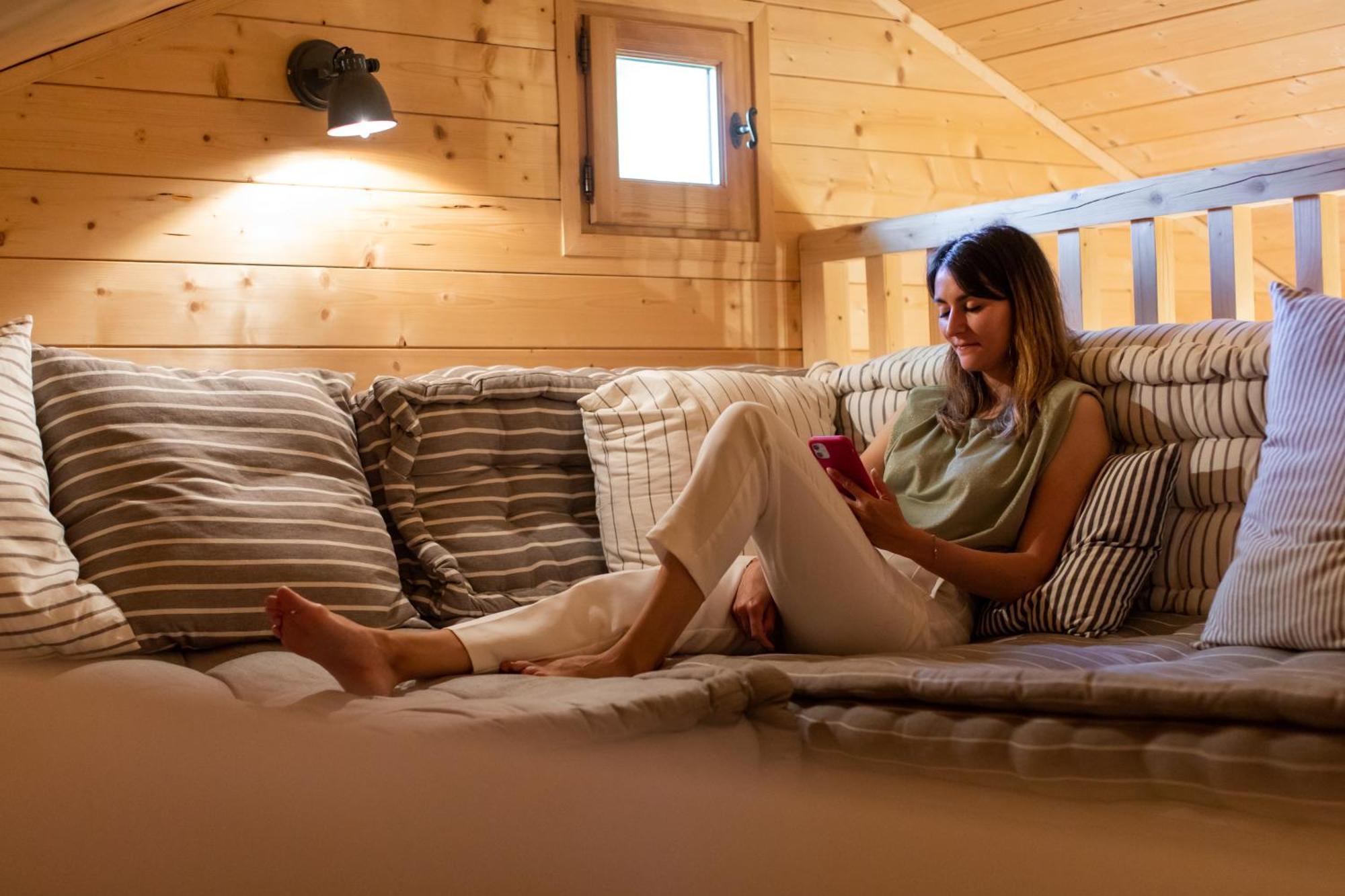 Chalet,1581059301:JPEG