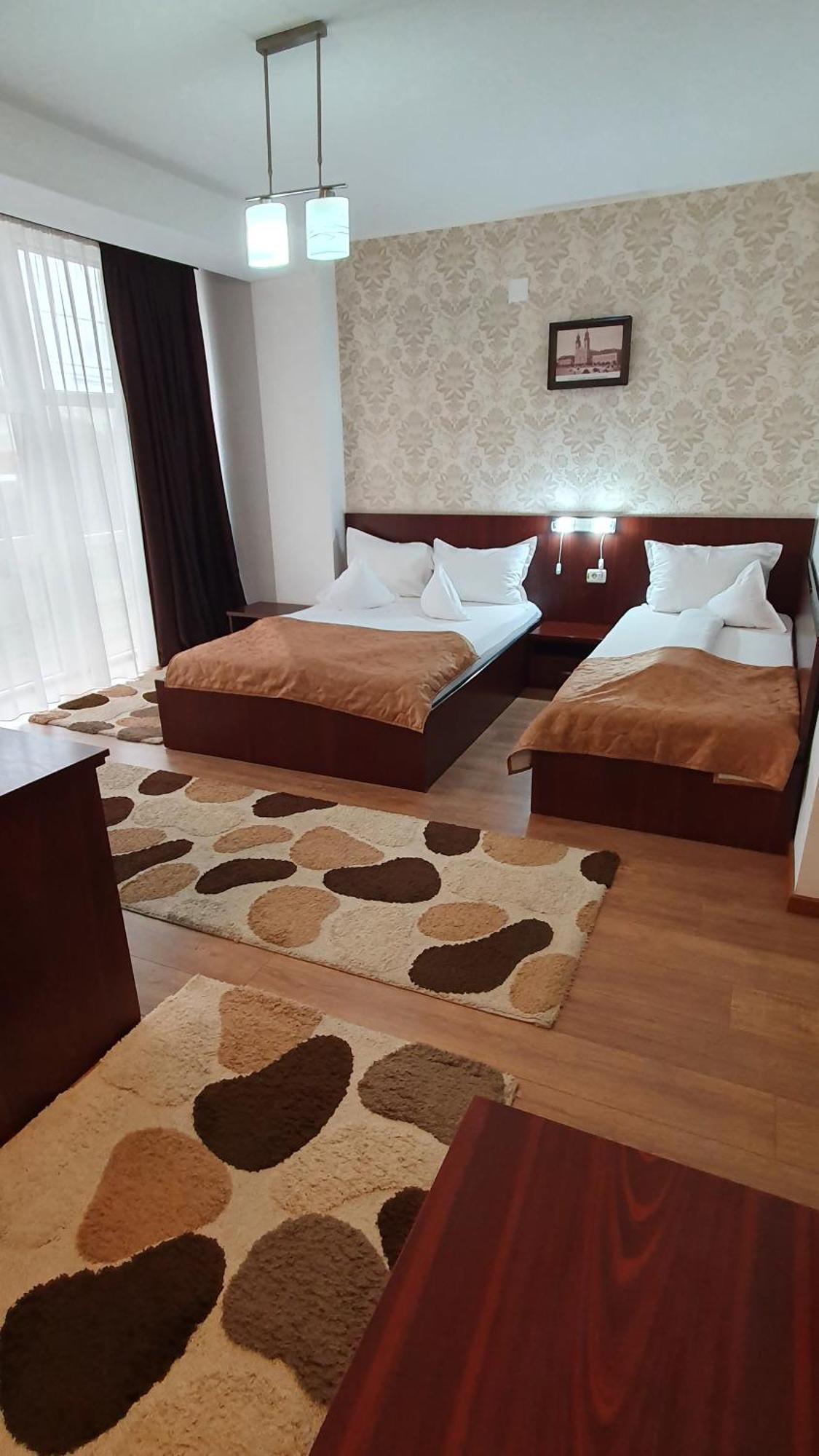 Dreibettzimmer