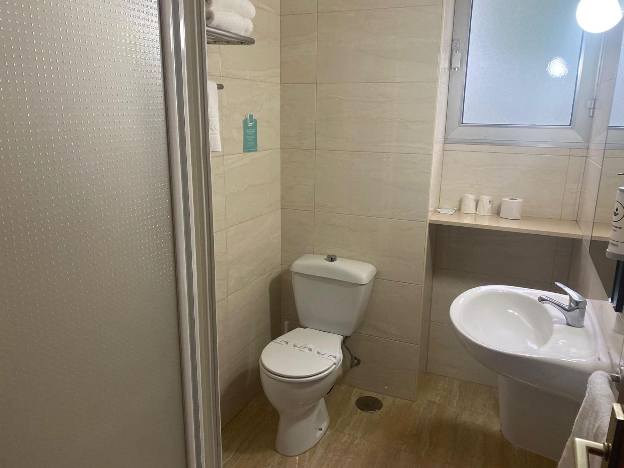 Classic Double Room,1617855231:JPEG