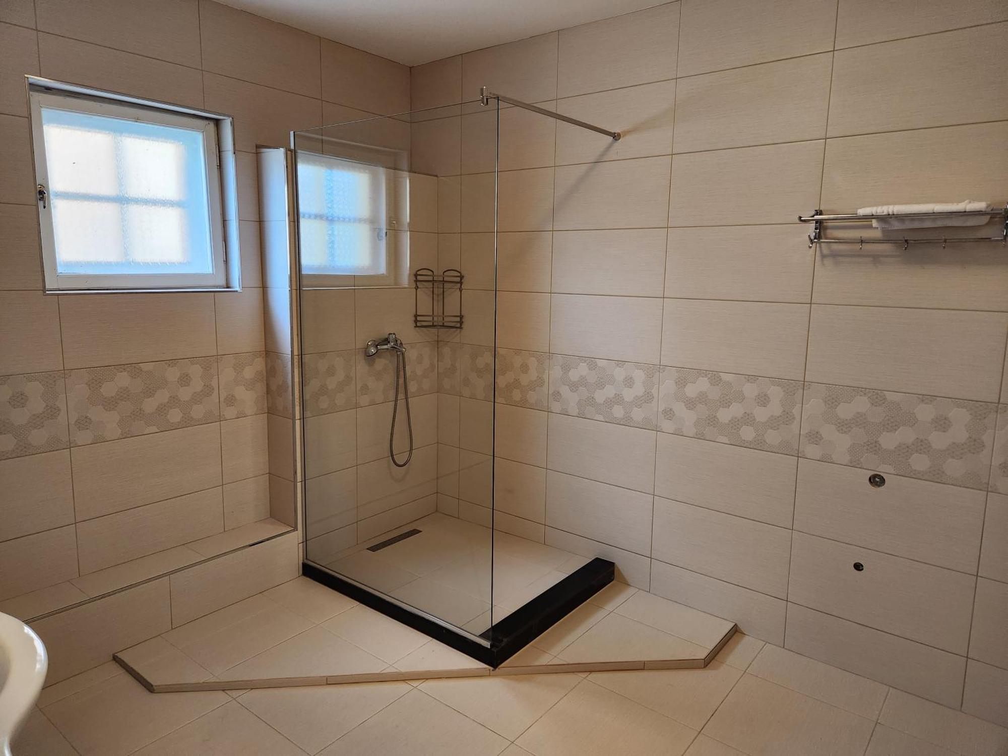Habitación Doble con baño privado - 1 o 2 camas