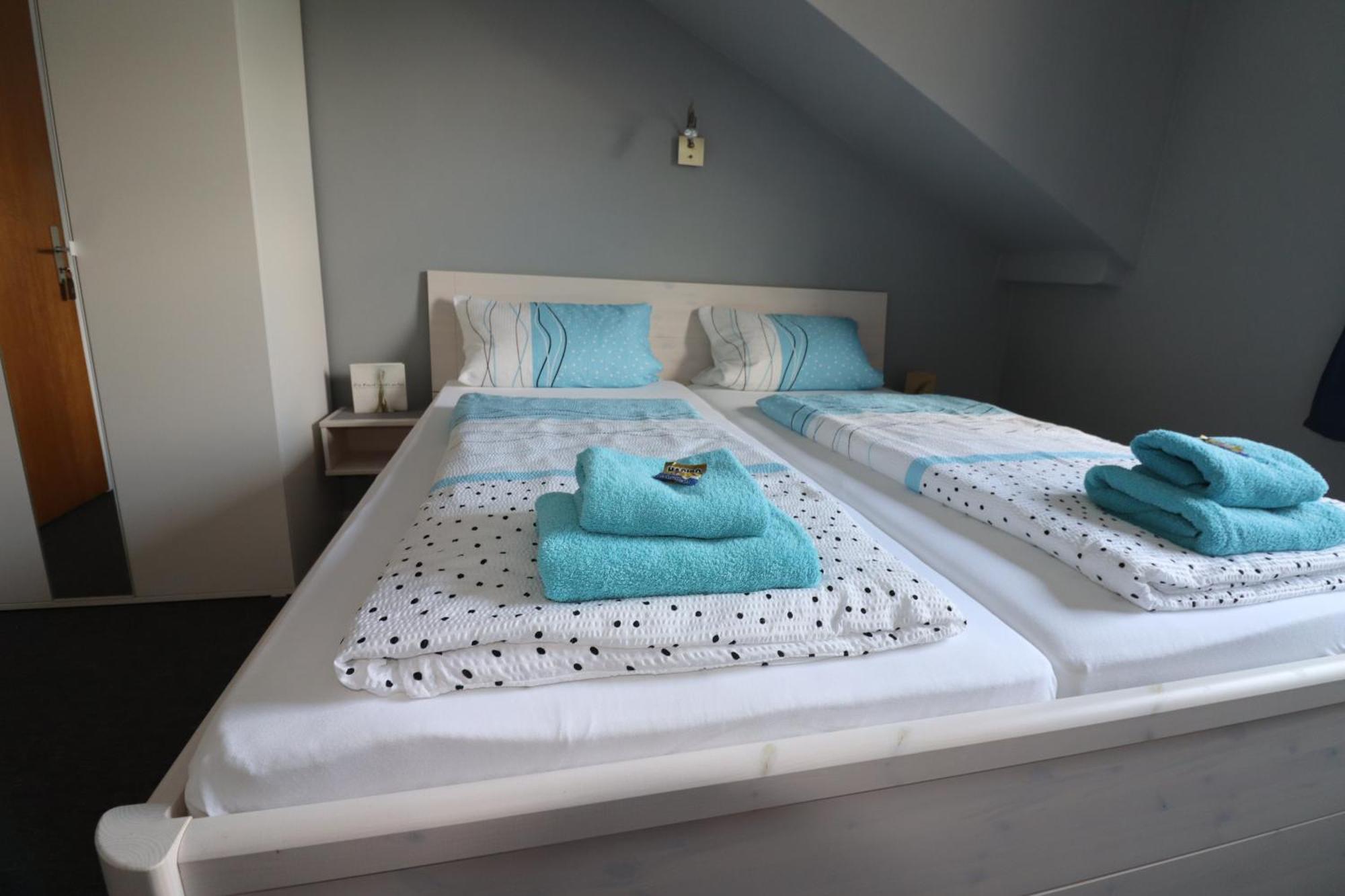 Familienzimmer mit eigenem Bad