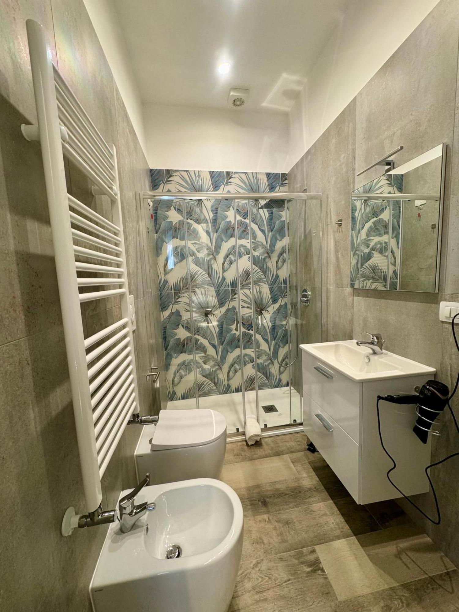 Deluxe Double or Twin Room City View