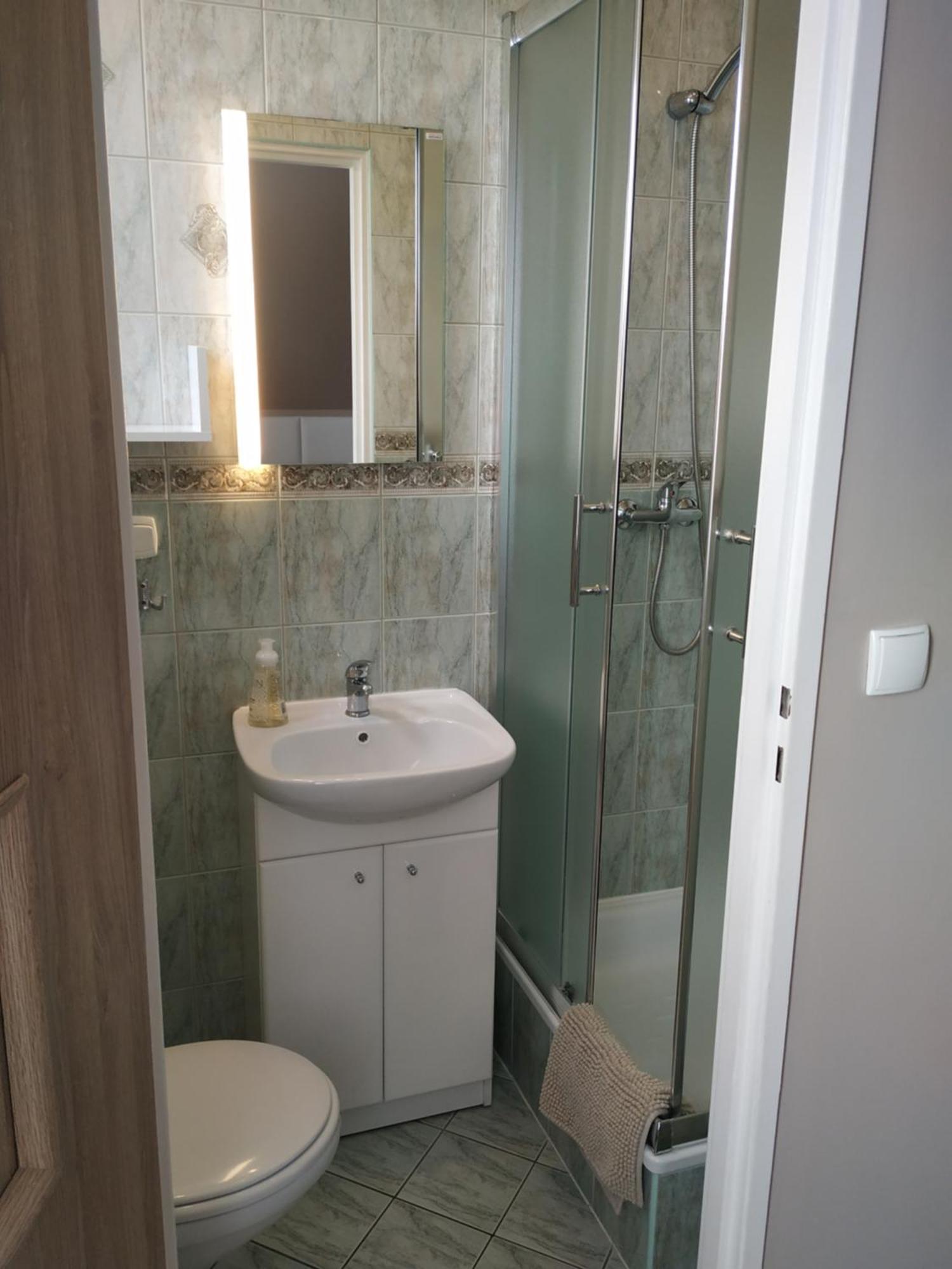 Double Room Private Bathroom