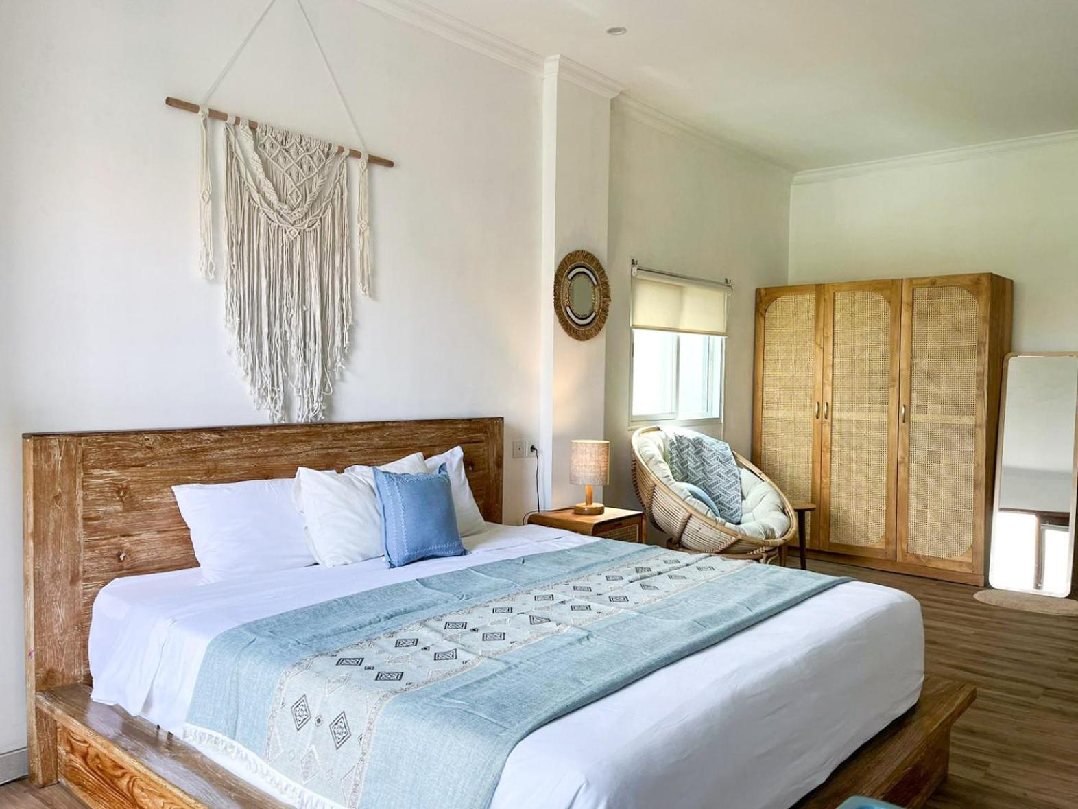 Deluxe Double Room with Balcony