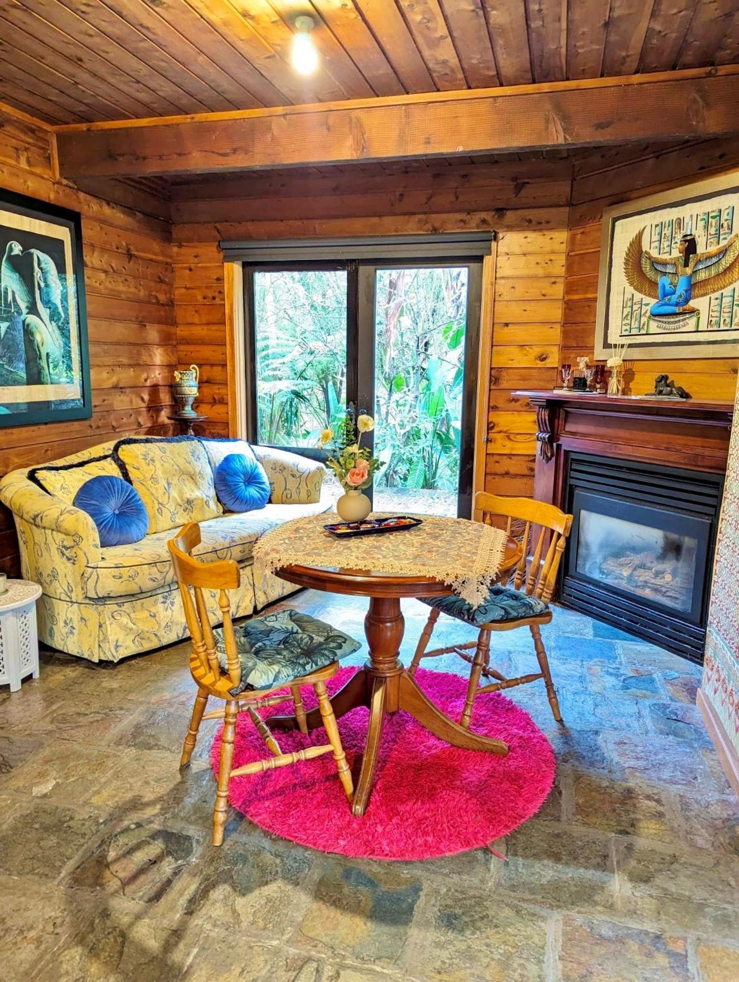 The Main House - Include Water Cottage
