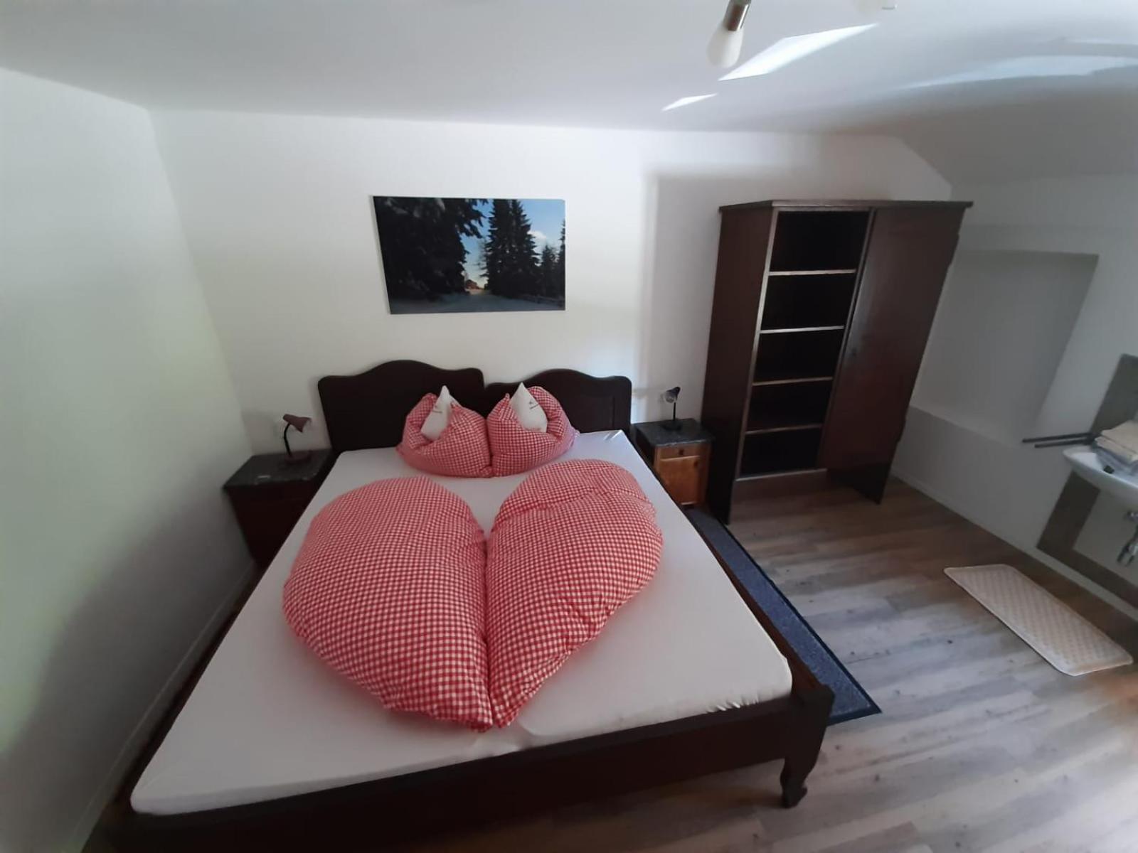 Double Room,1636799436:JPEG