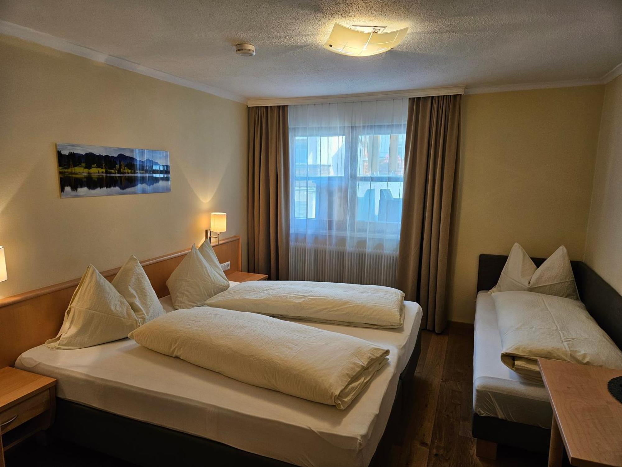 Dreibettzimmer