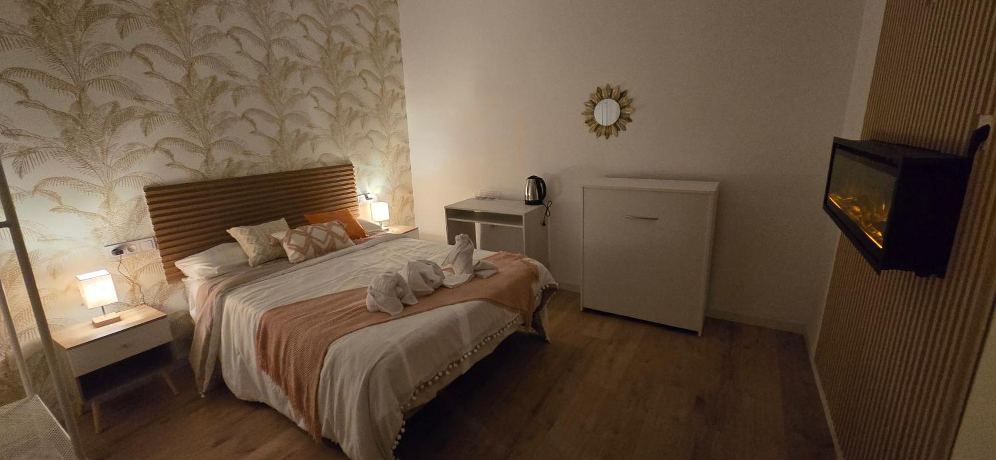 Basic Triple Room,1601741669:JPEG