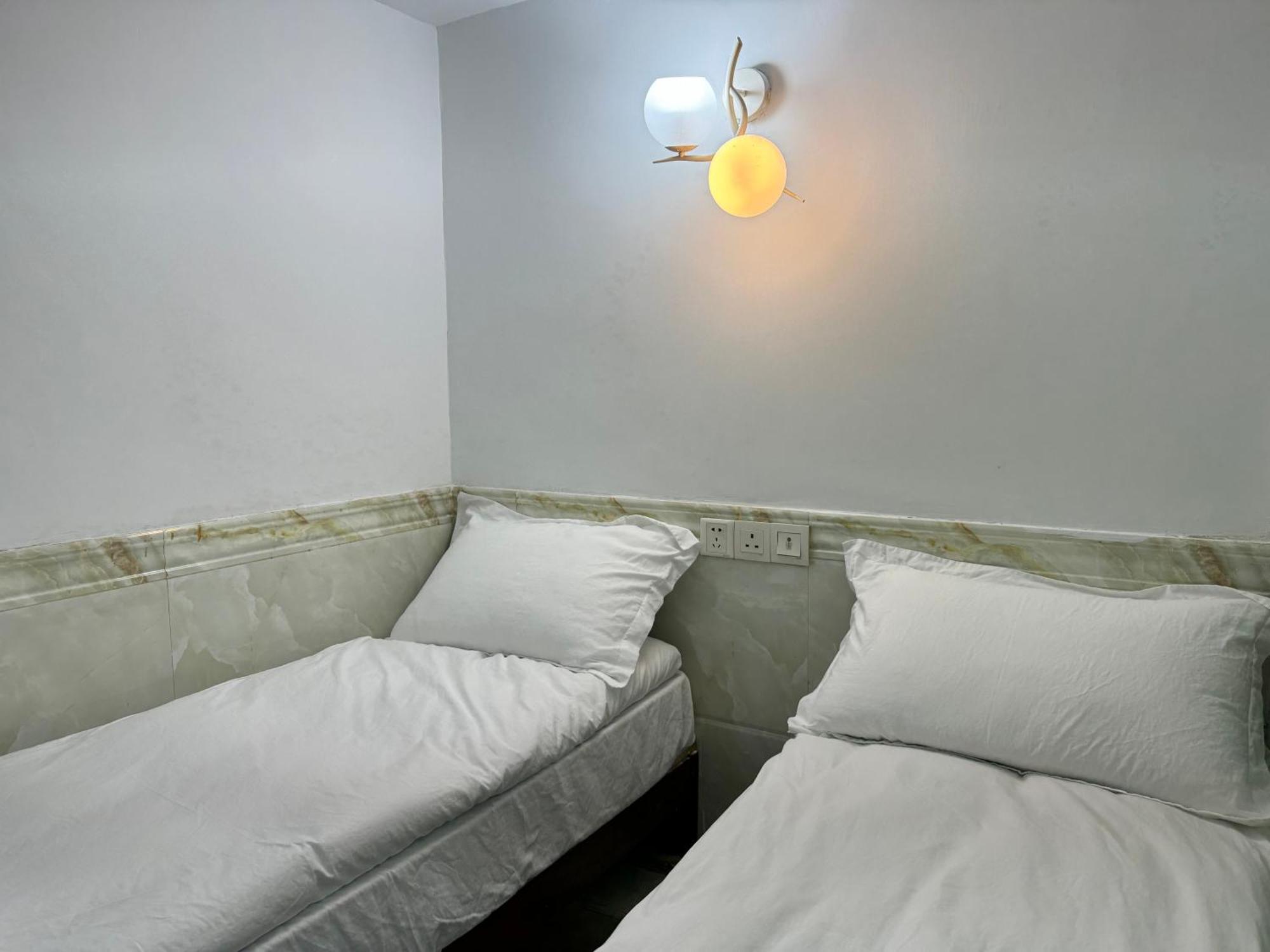 Twin Room with Private Bathroom