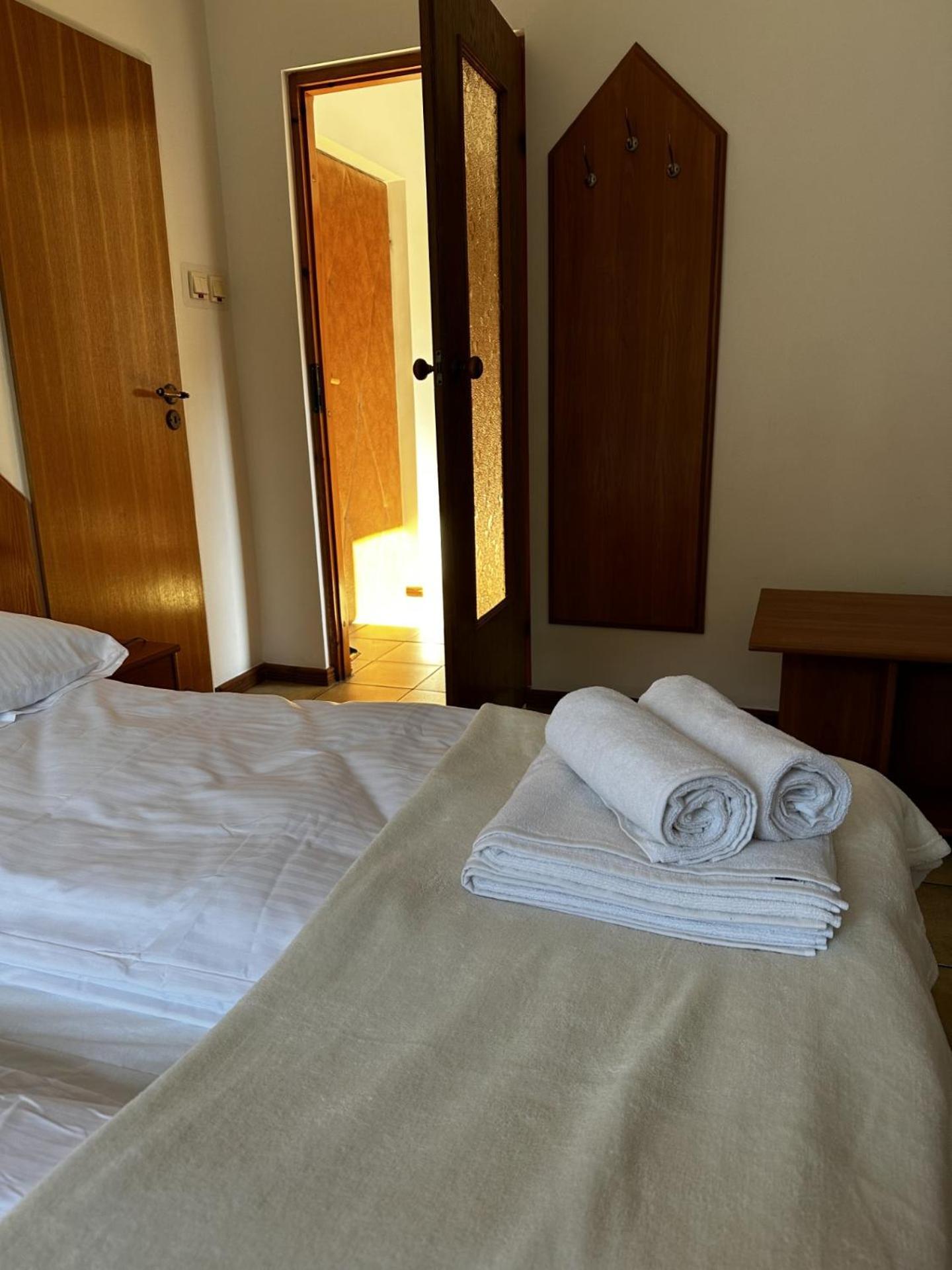 Dreibettzimmer
