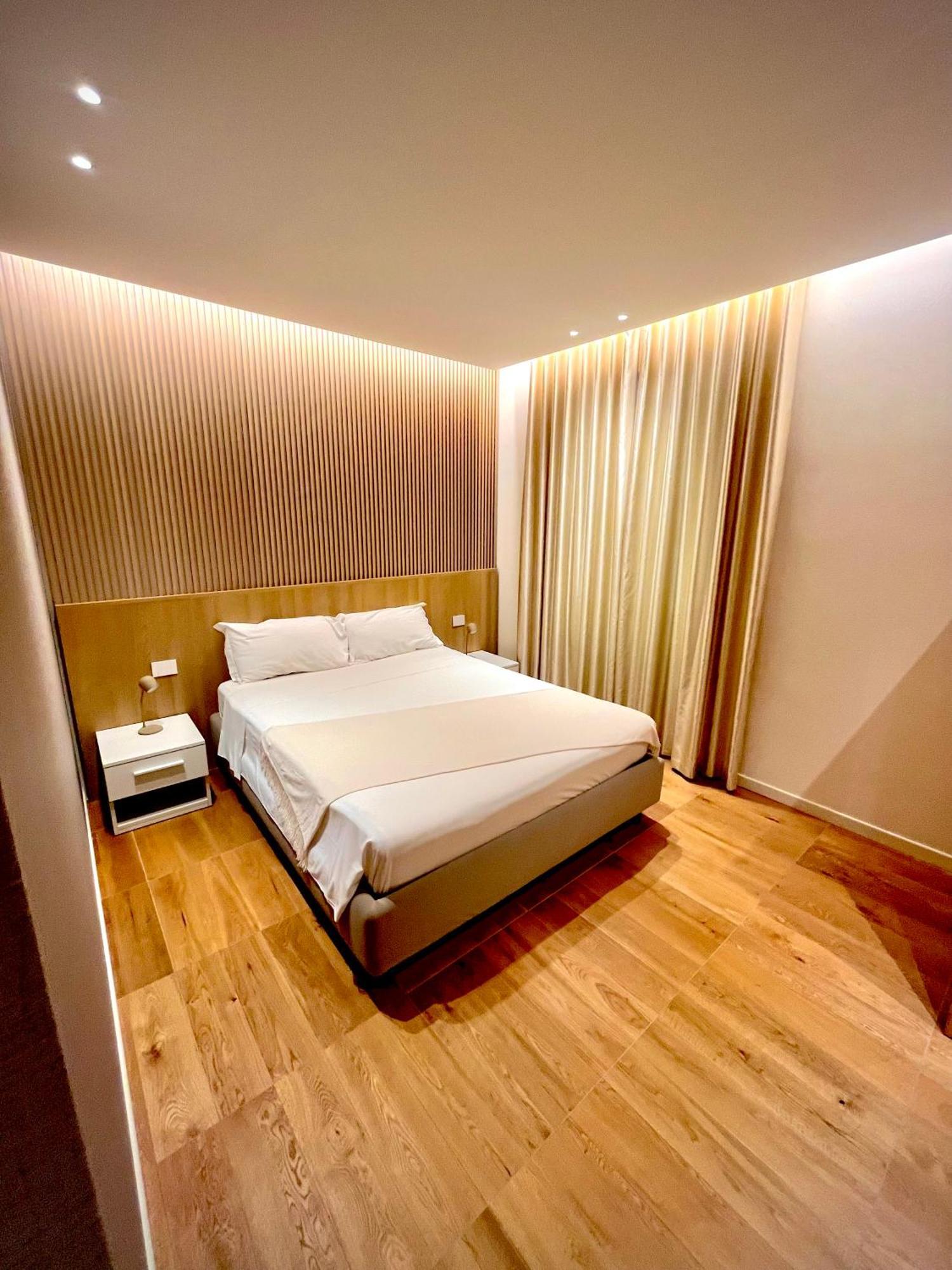 Deluxe Double Room,1603835323:JPEG