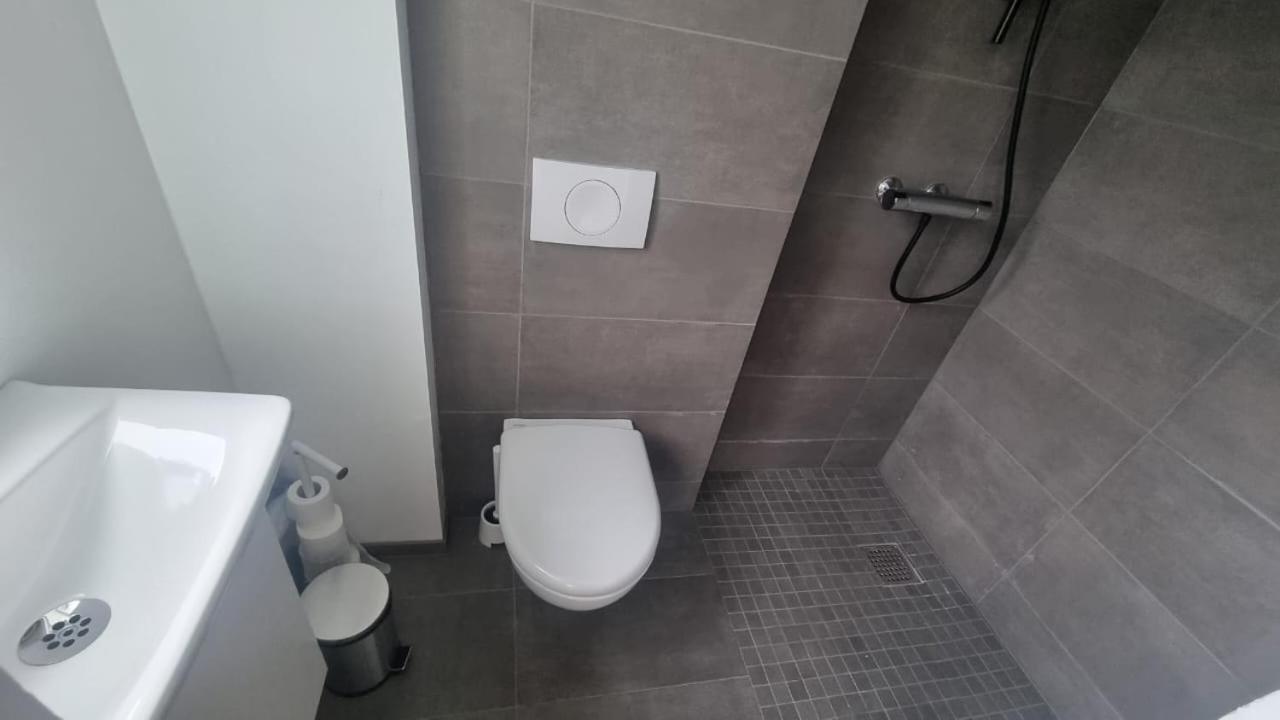 Double Room Private Bathroom