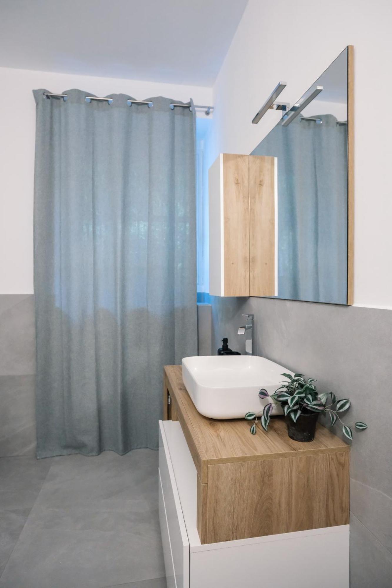 Camera Matrimoniale con Bagno Privato