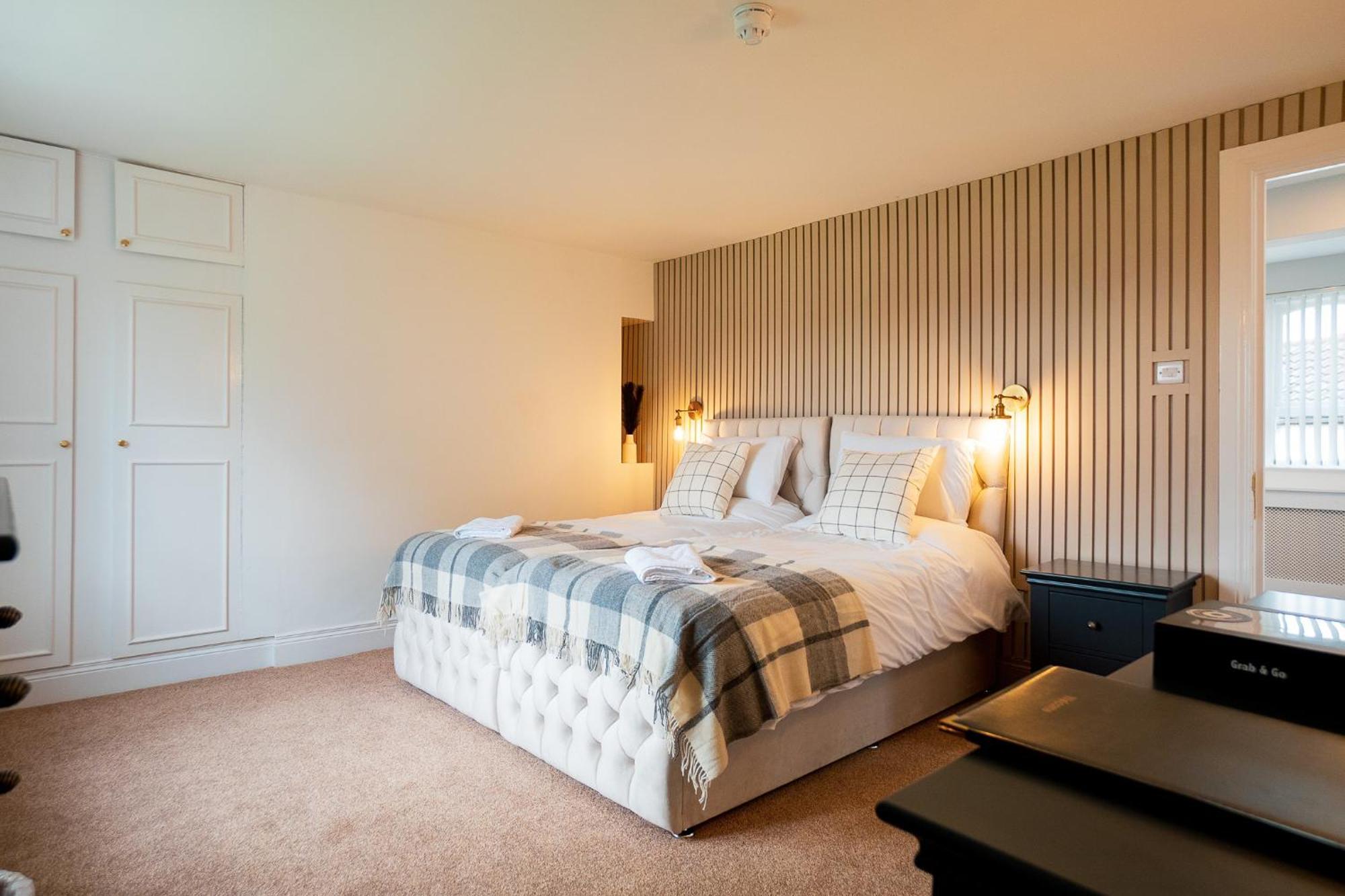 Deluxe Double or Twin Room with Garden View