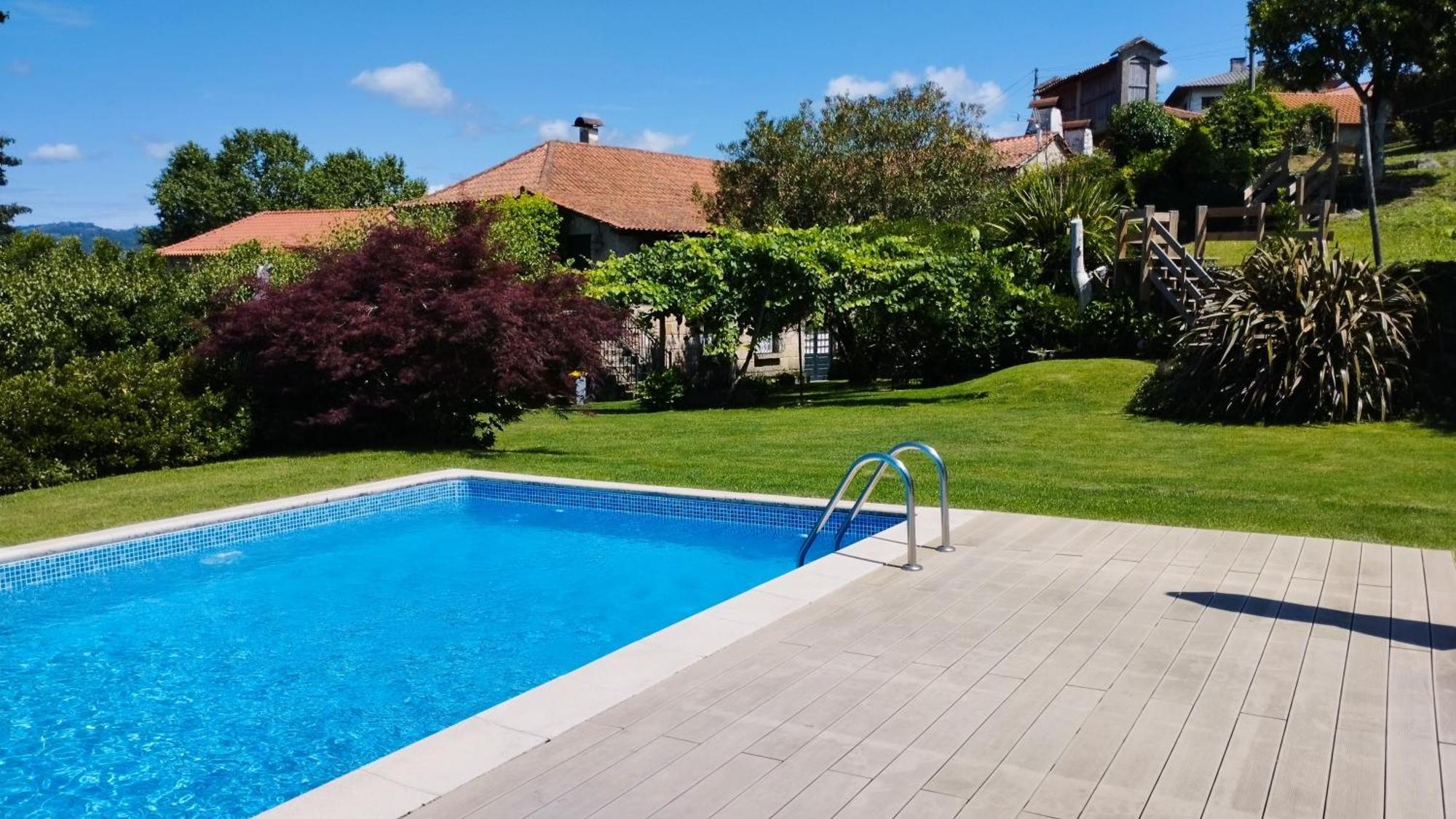 Quarto Duplo com Vista Jardim