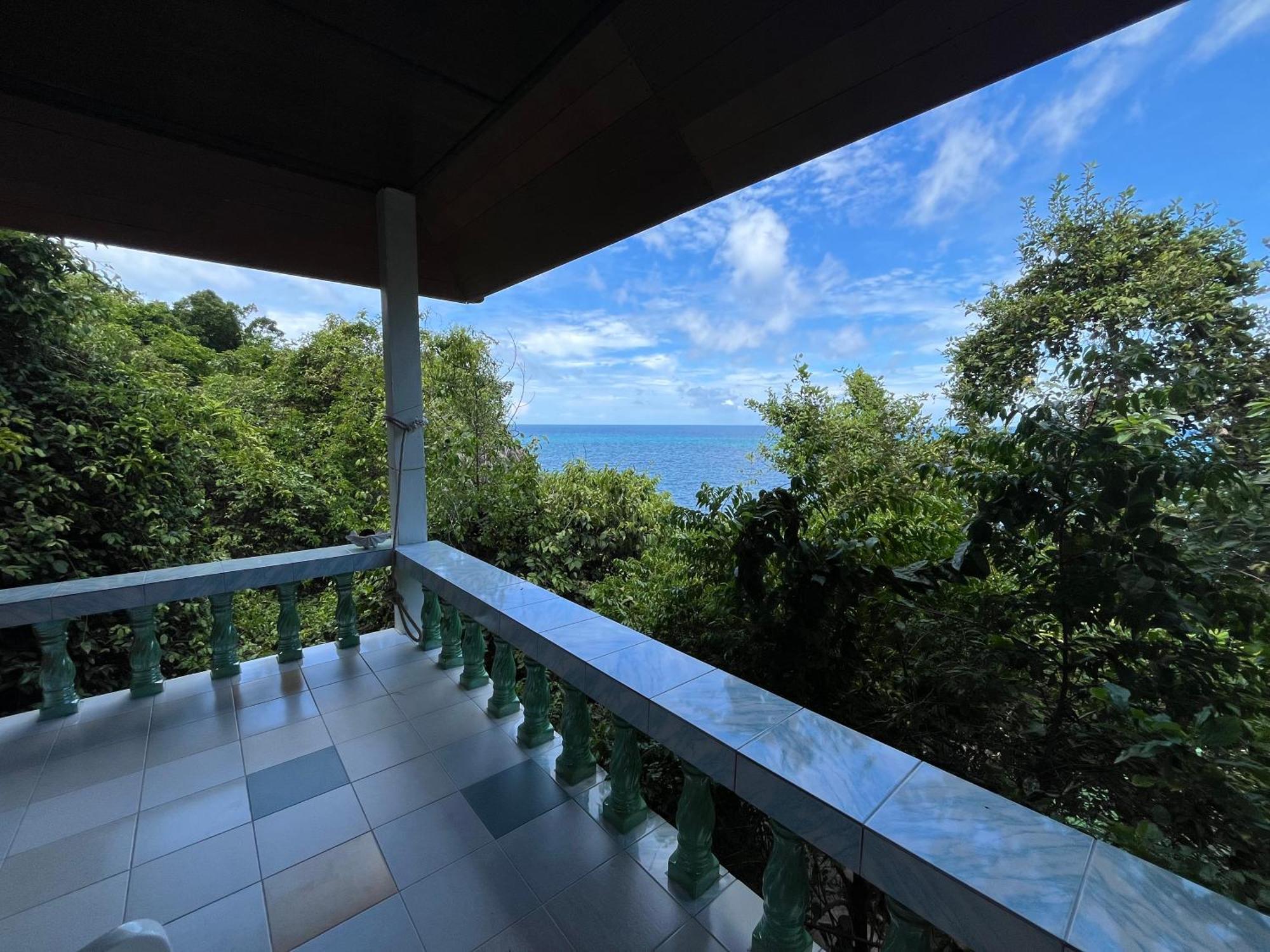 Deluxe Bungalow