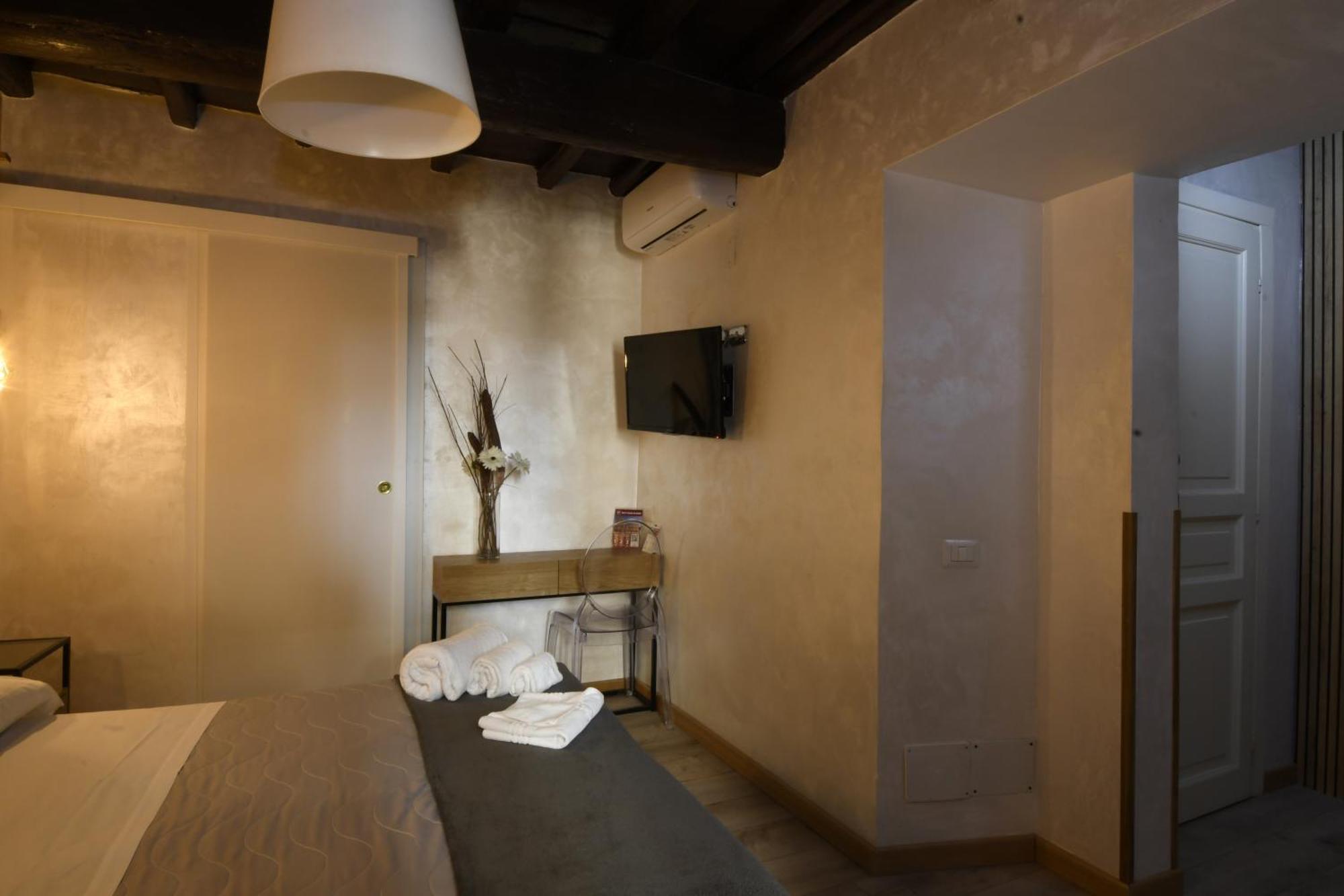 Standard Double Room,1612974328:JPEG