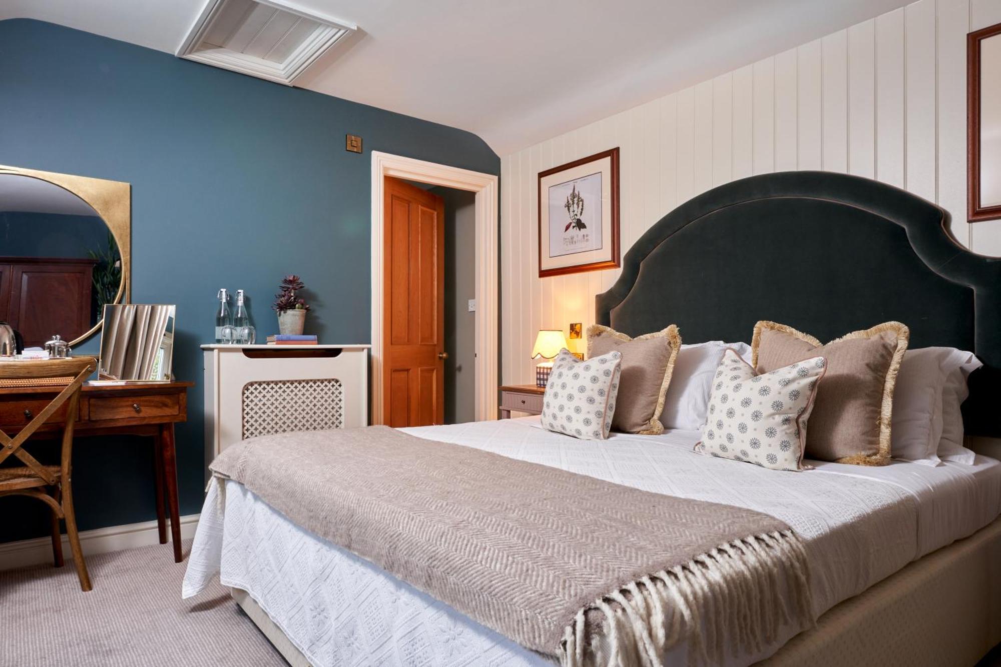 Deluxe Double Room,1615390430:JPEG