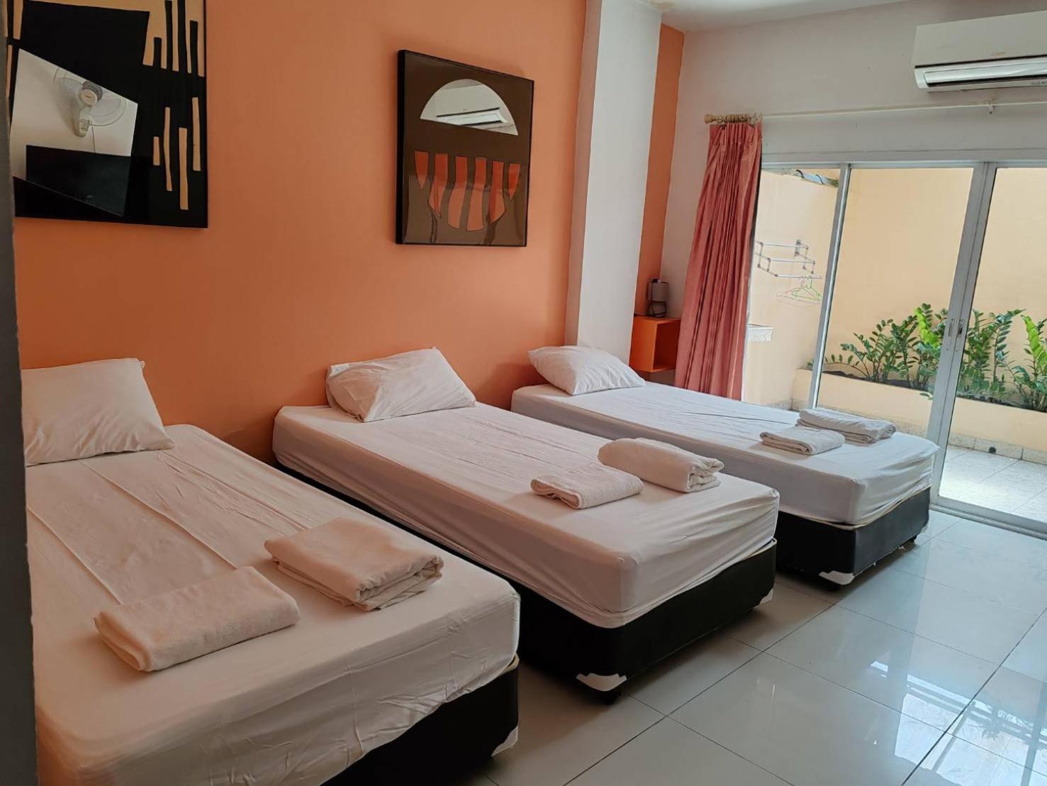 Comfort Triple Room with Shower