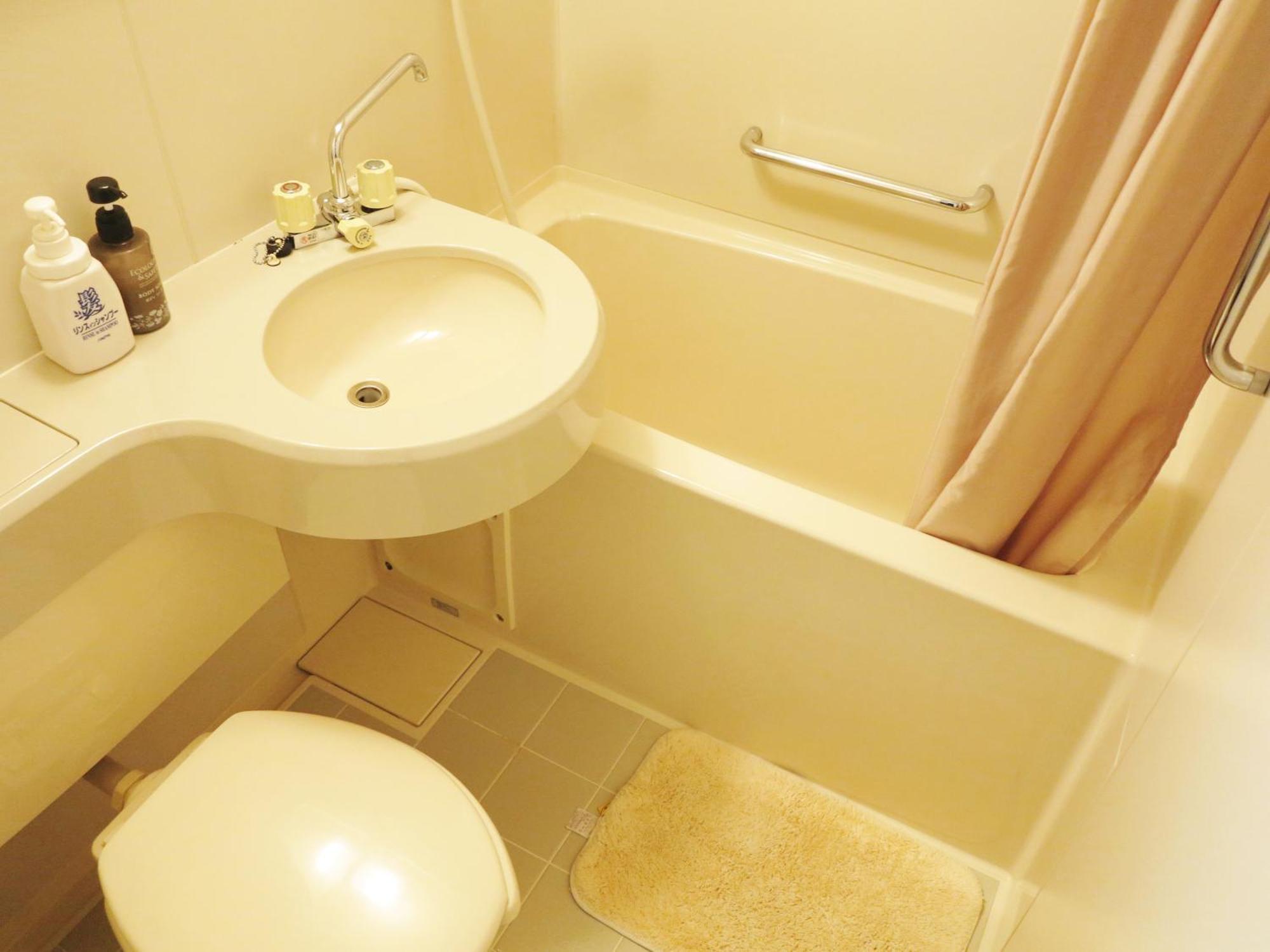 Habitación Individual con baño privado