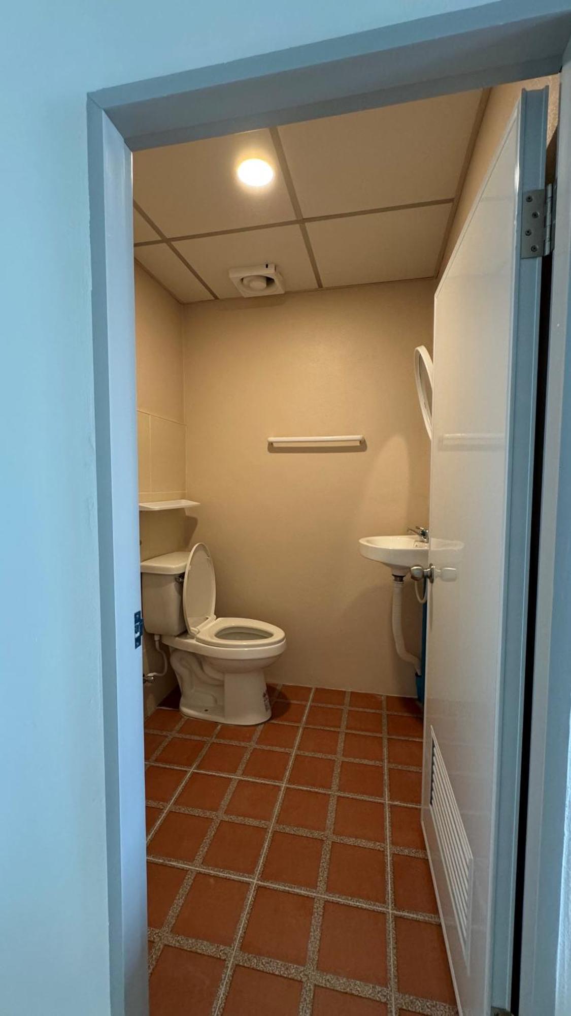 Standard Twin Room with Garden View