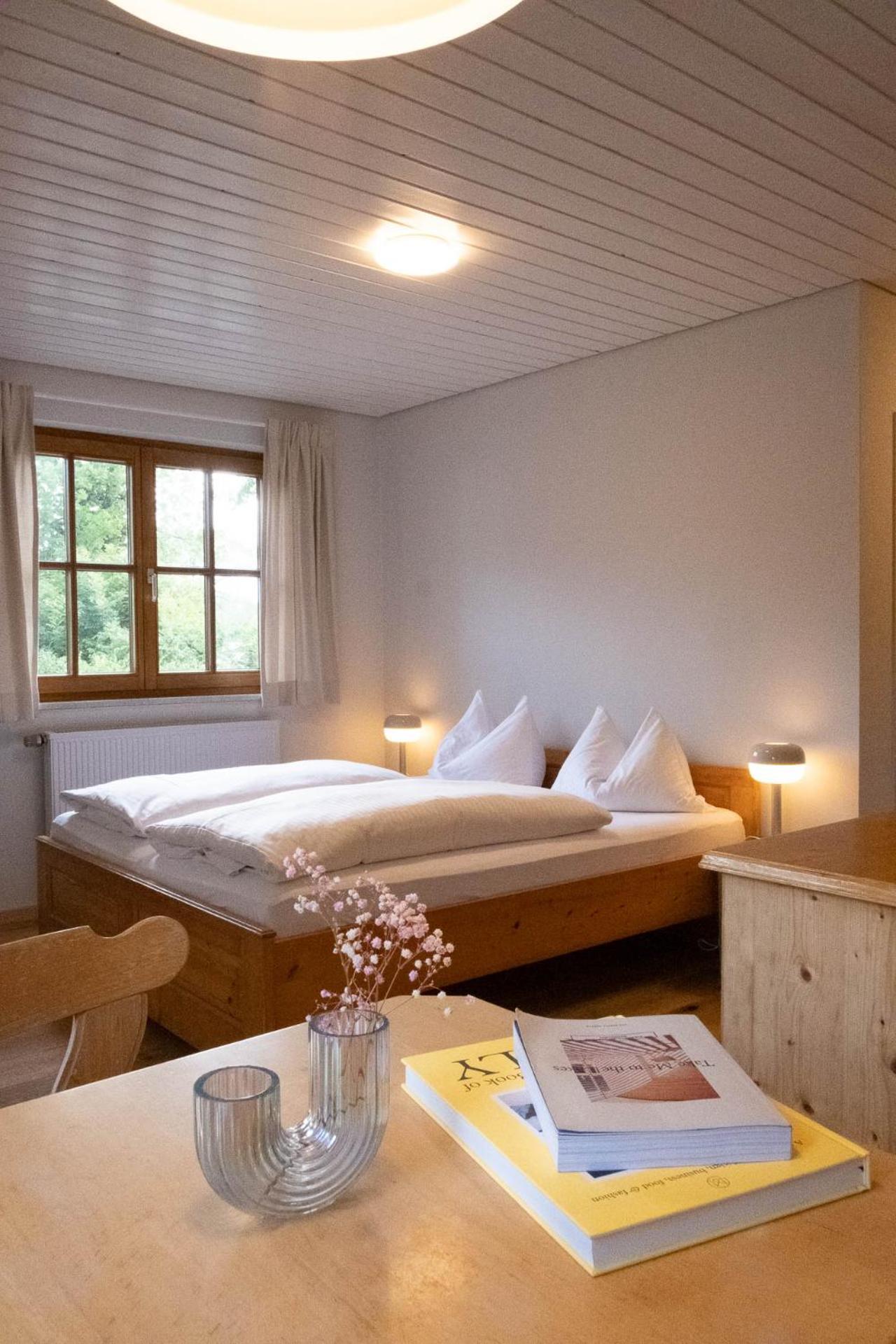 Doppelzimmer mit Balkon