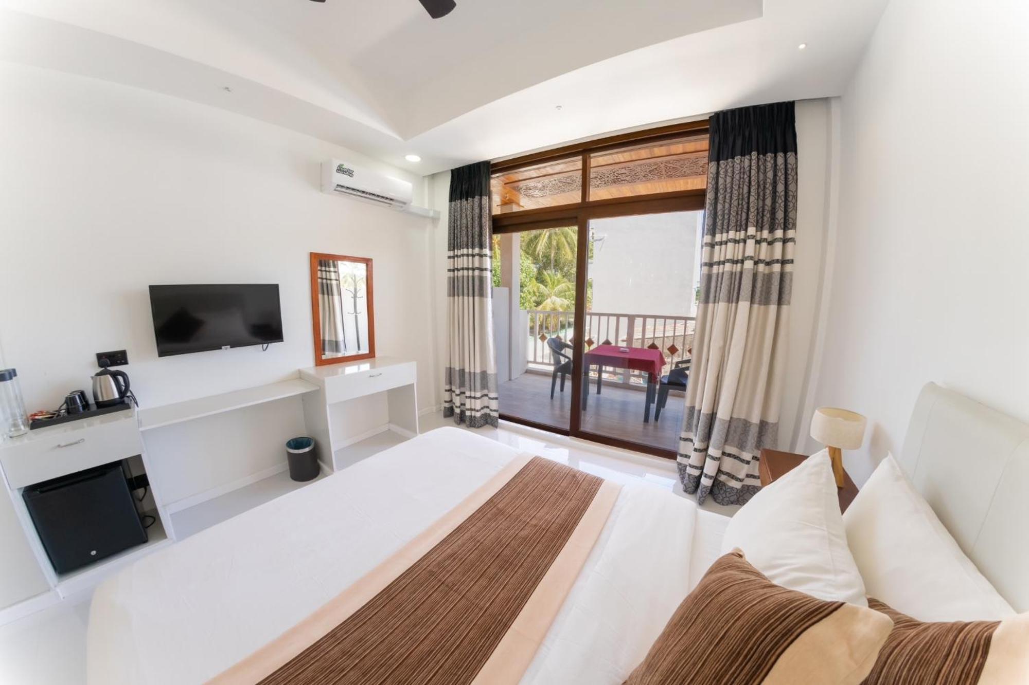 Deluxe Double Room with Balcony
