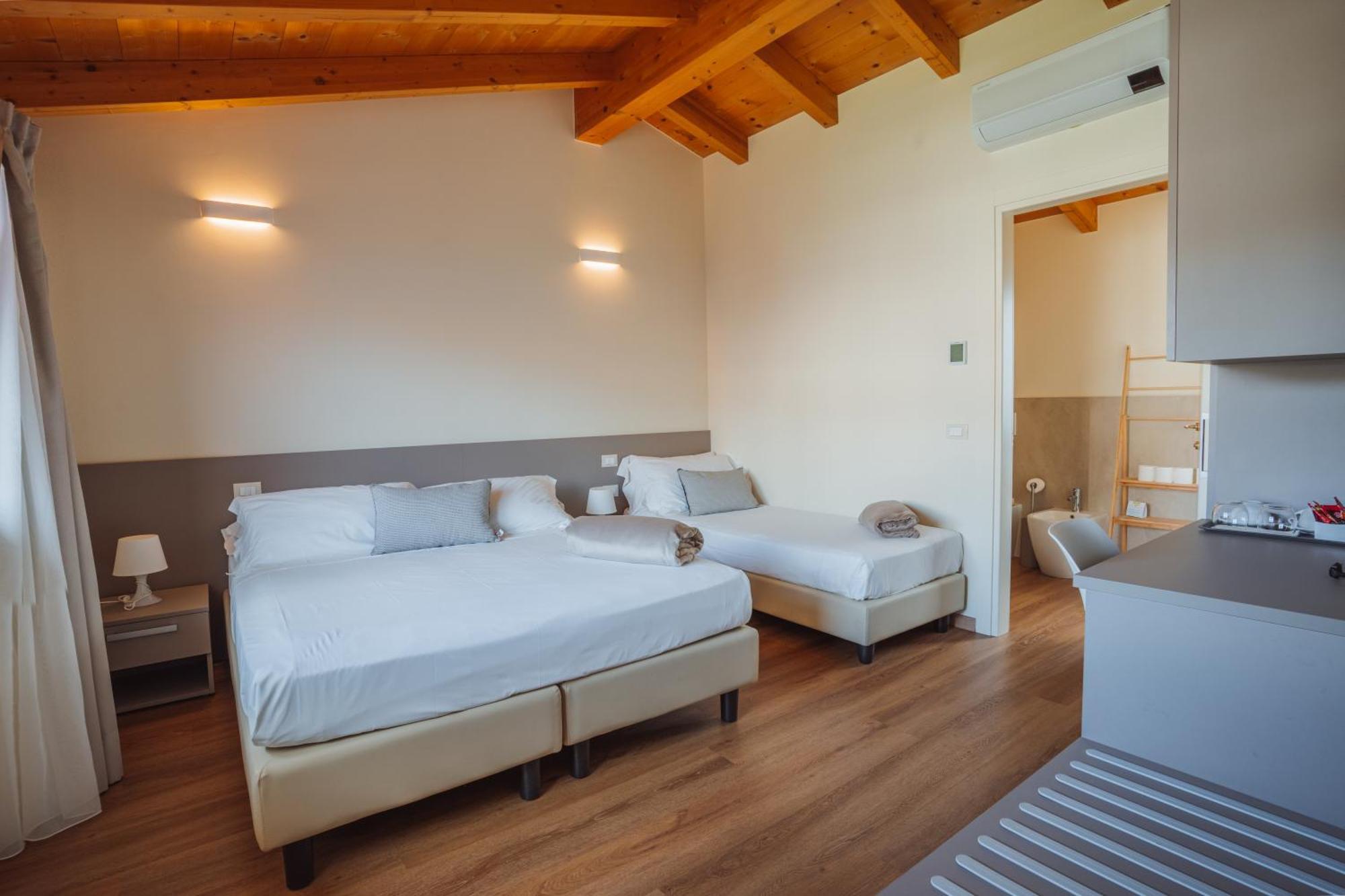 Triple Room with Garden View