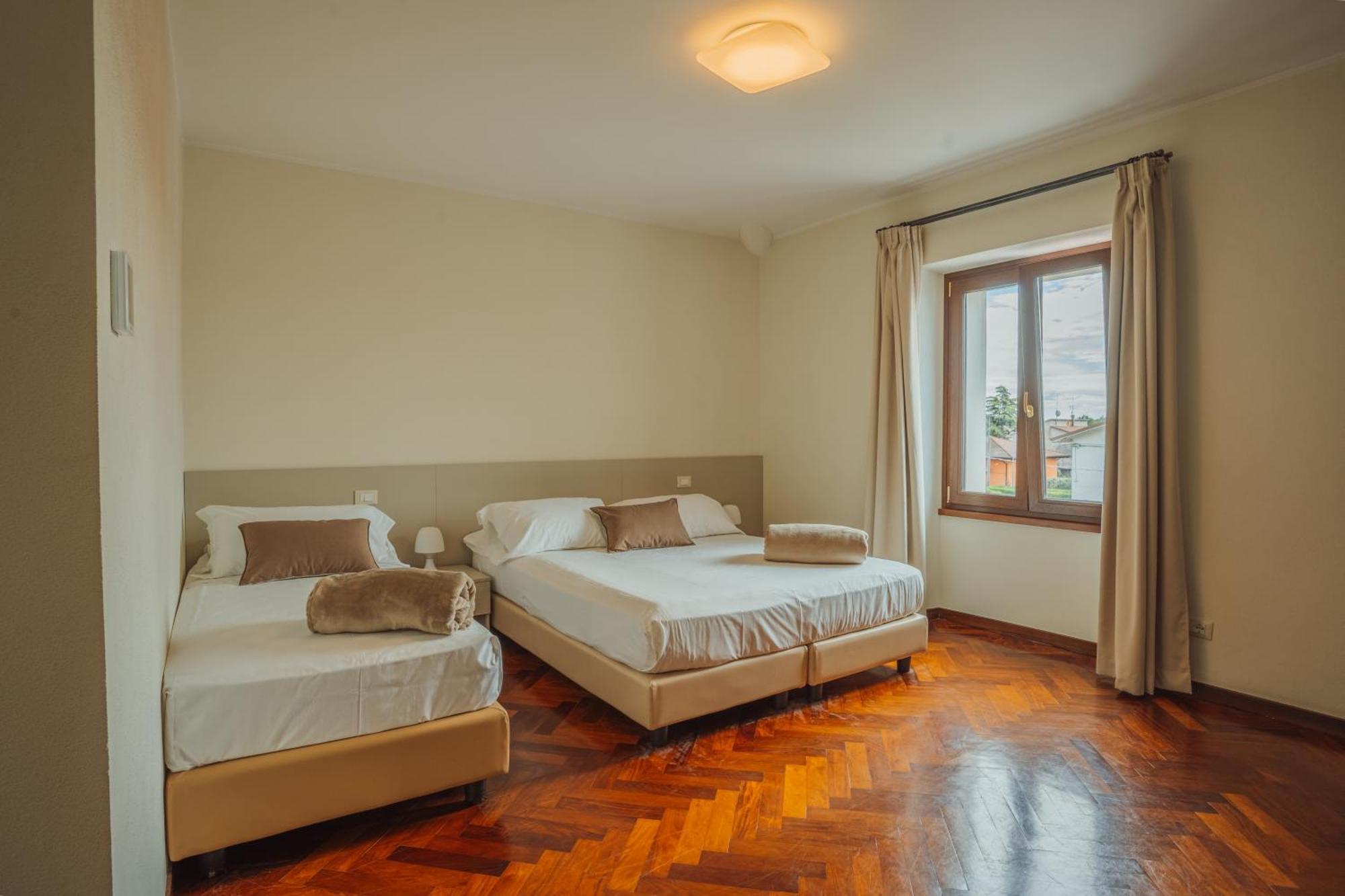 Standard Triple Room with Infrared Sauna