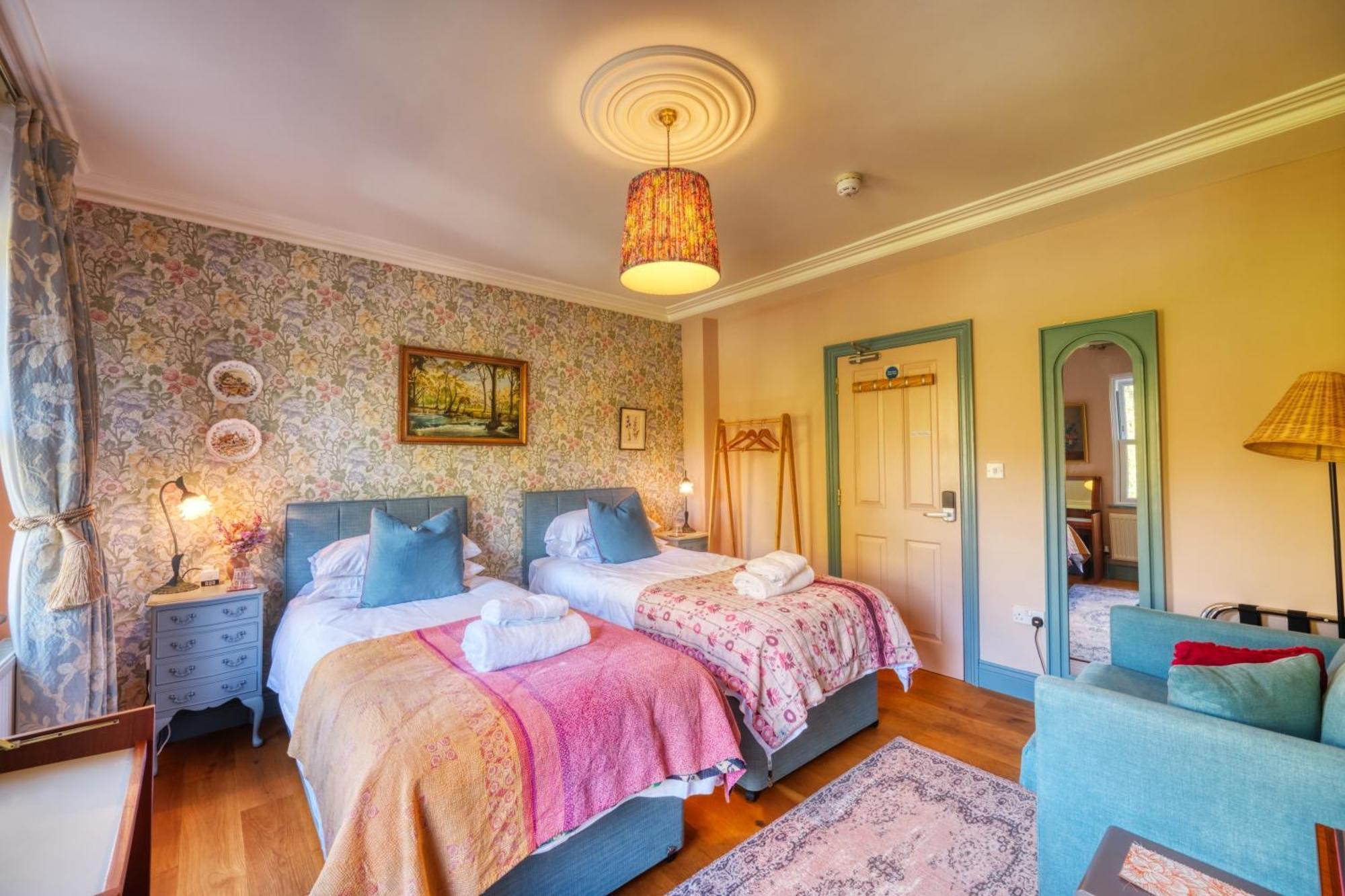Triple Room with Private Bathroom