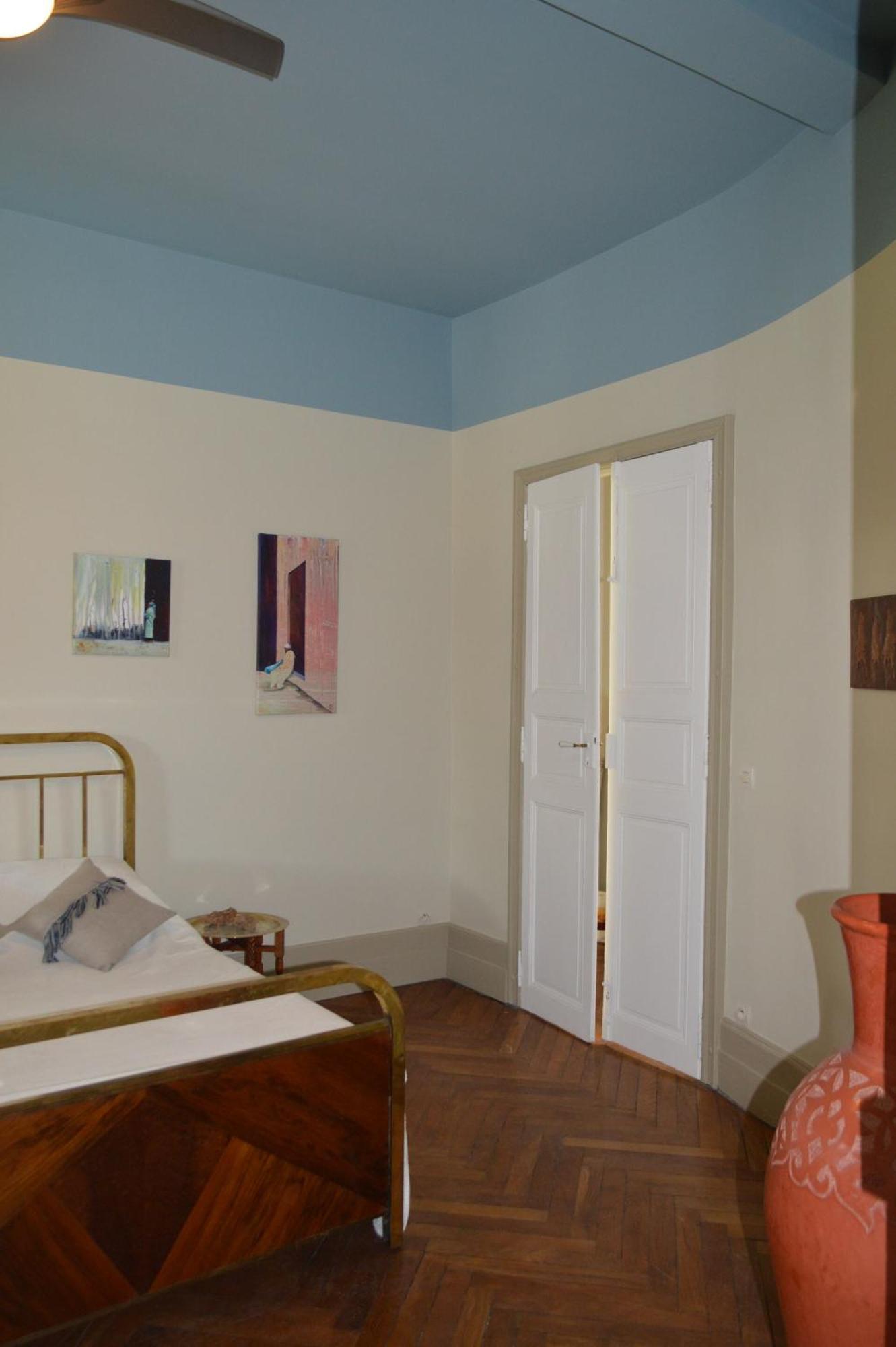 Deluxe Double Room Bath,1629479413:JPEG
