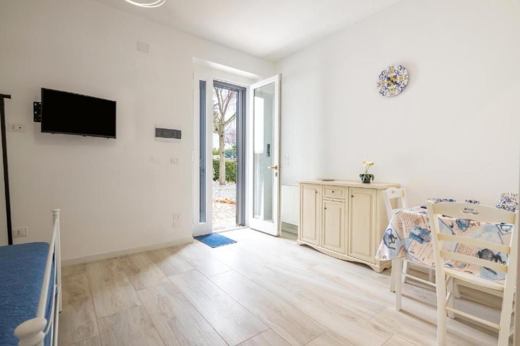 Appartamento con 1 Camera da Letto e Vista Piscina